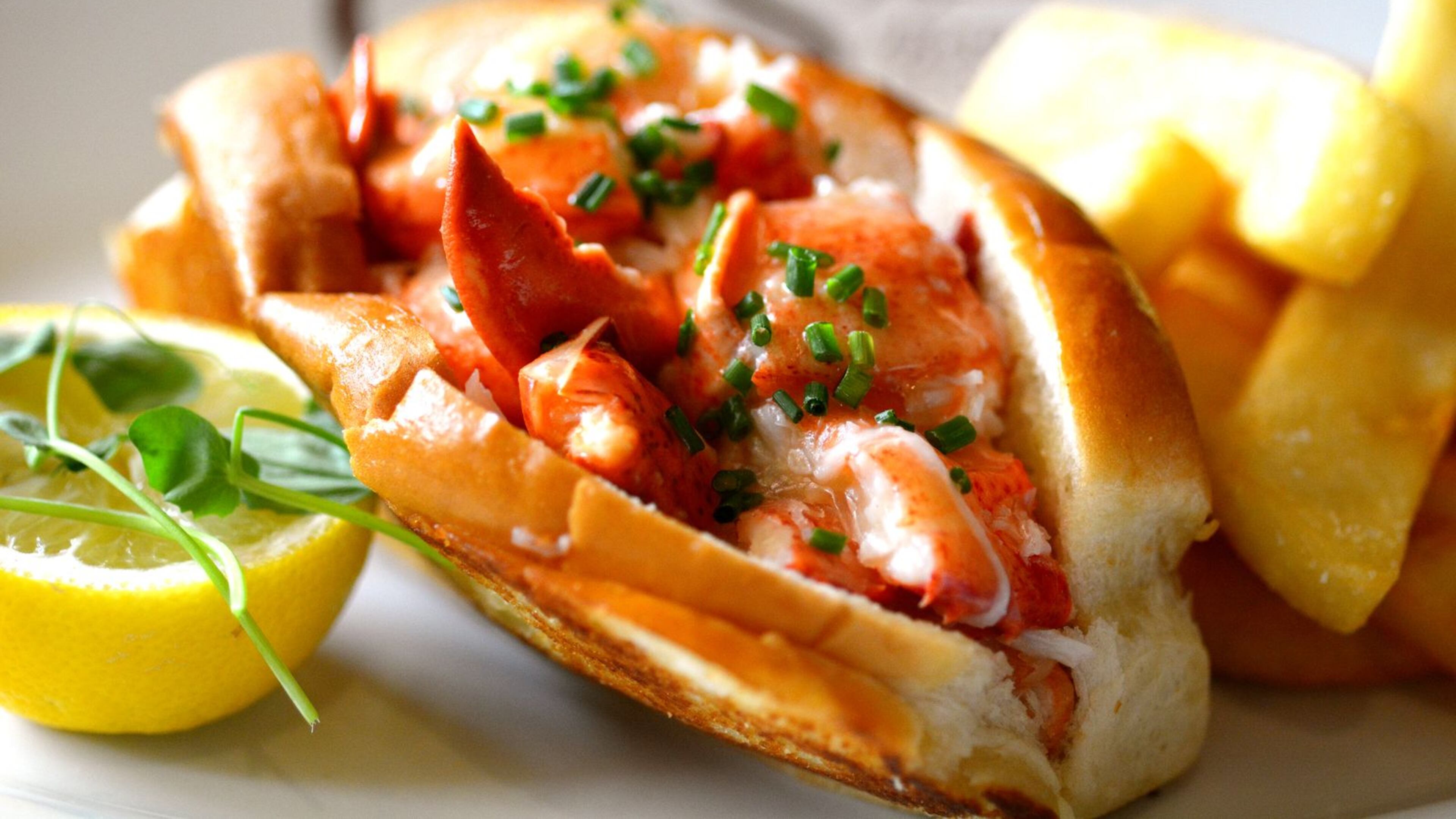 Lobster Roll from the menu of C&S Seafood and Oyster Bar / Courtesy of Green Olive Media