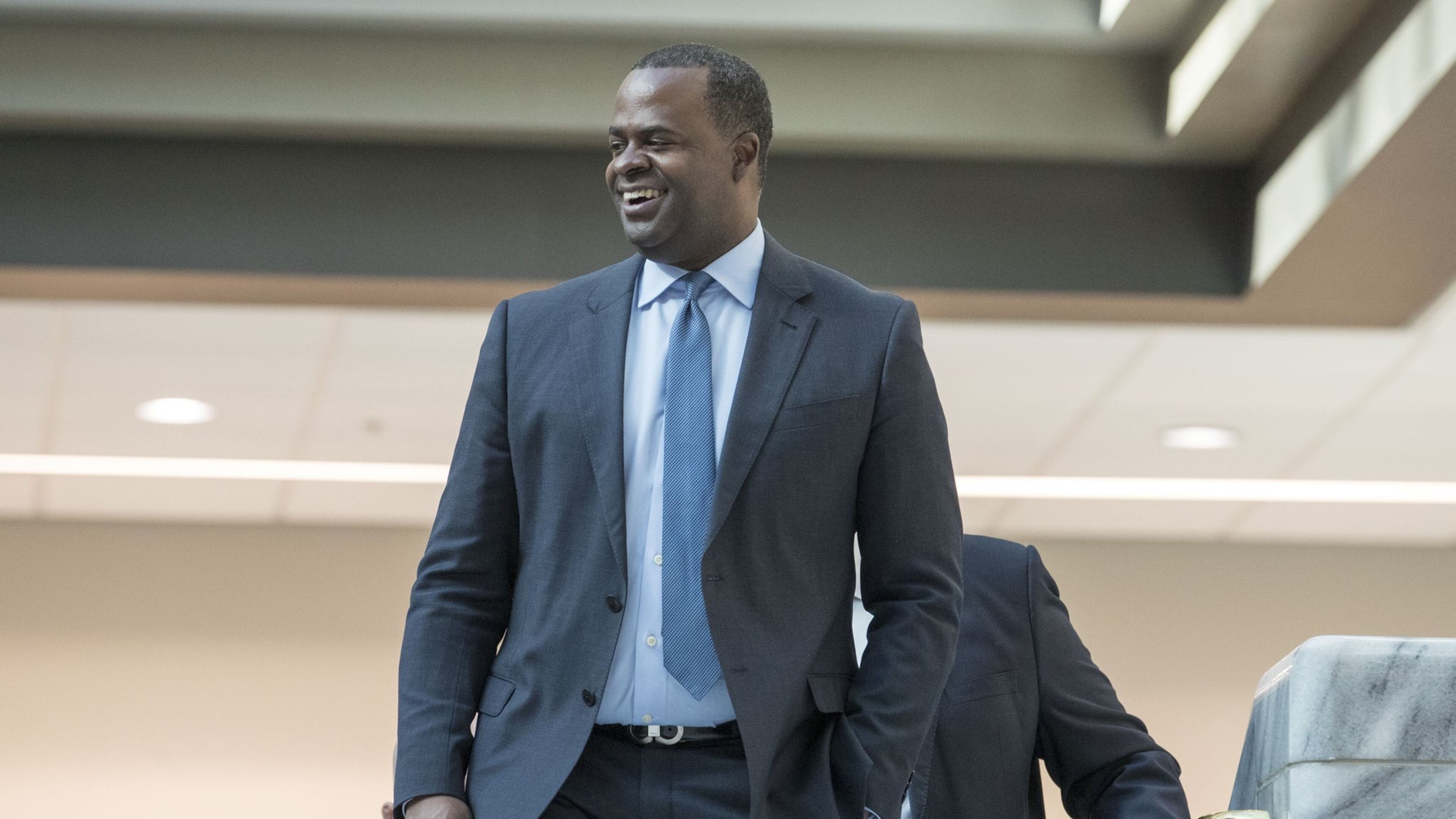 Then-Atlanta Mayor Kasim Reed smiles as people gathered in the atrium of City Hall to celebrate his final workday as mayor of Atlanta, Friday, December 29, 2017. ALYSSA POINTER/ALYSSA.POINTER@AJC.COM