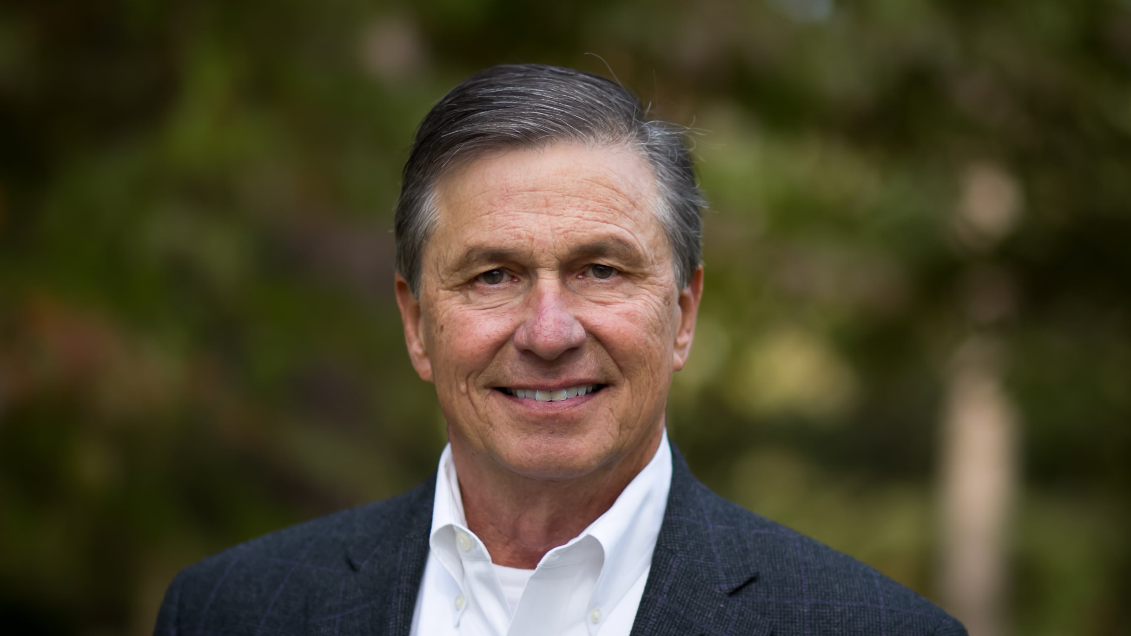 C. Lin Hodges (pictured), president and CEO of Associated Credit Union, will retire next summer after a long tenure. Chief Financial Officer Timothy G. Bridges, who has already taken over as president, has been named Hodges' successor as CEO. (Courtesy of Associated Credit Union)