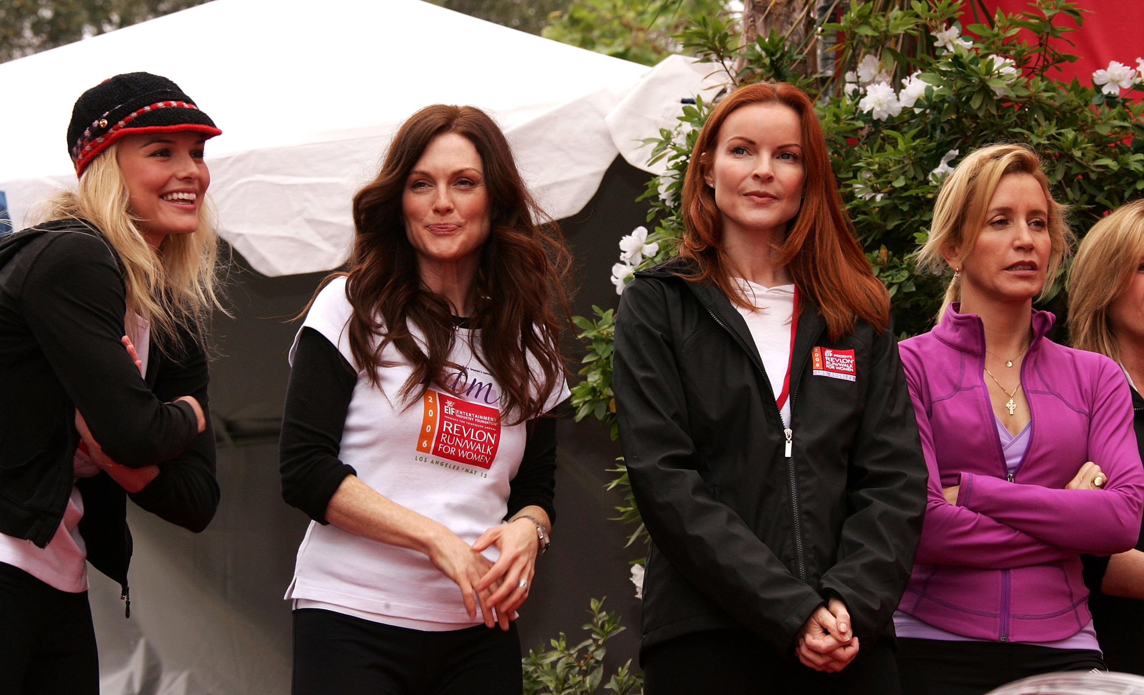 LOS ANGELES, CA - MAY 13: Actress Kate Bosworth, Revlon spokesperson Julianne Moore, Revlon spokesperson/actress, Marcia Cross,actress and Felicity Huffman, actress at the 13th Annual Revlon Run/Walk For Women on May 13,2006 in Los Angeles, California. (Photo by Frazer Harrison/Getty Images)