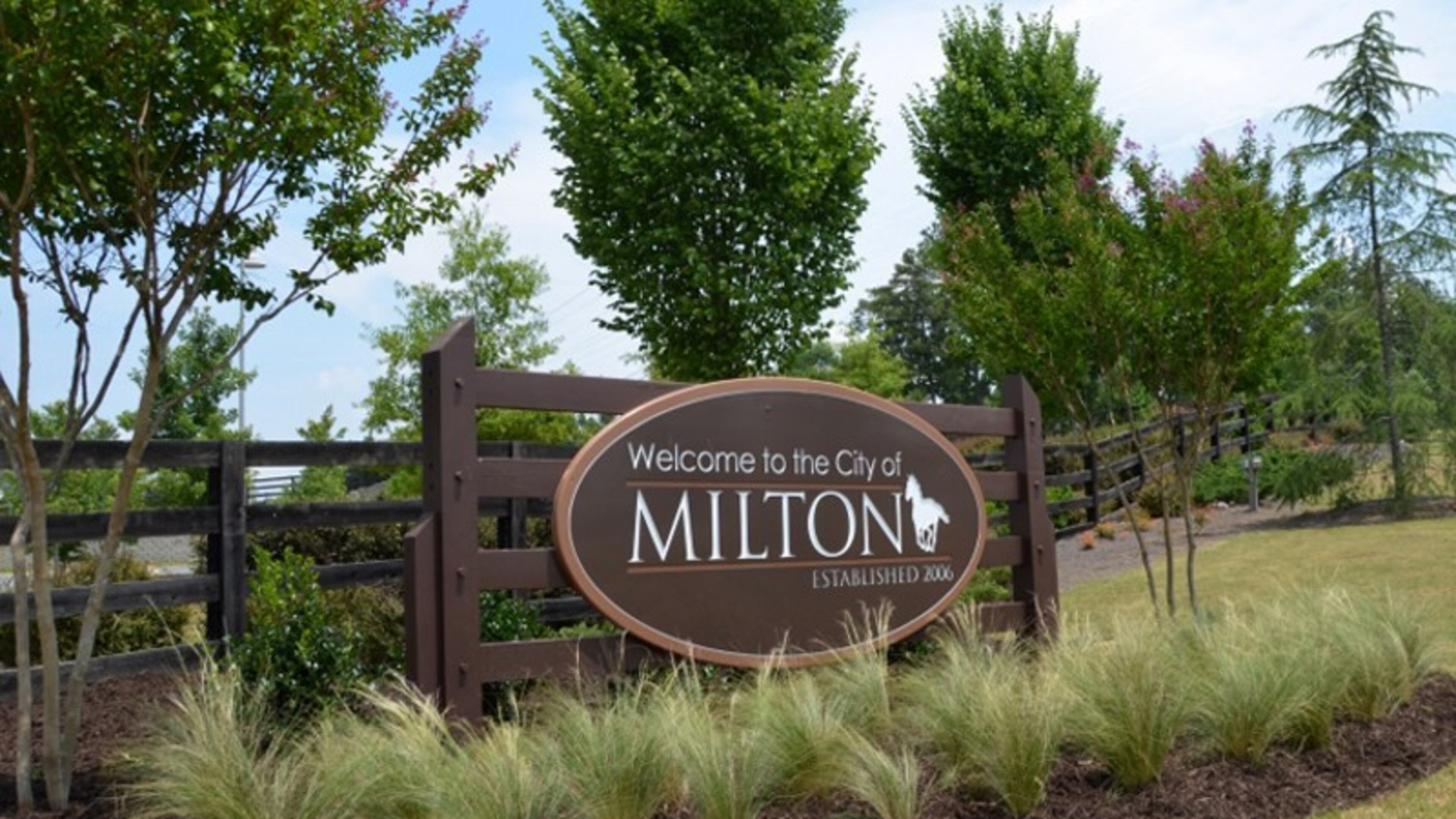 Milton has extended to next March its moratorium on accepting conceptual development plans along Ga. 9. AJC FILE