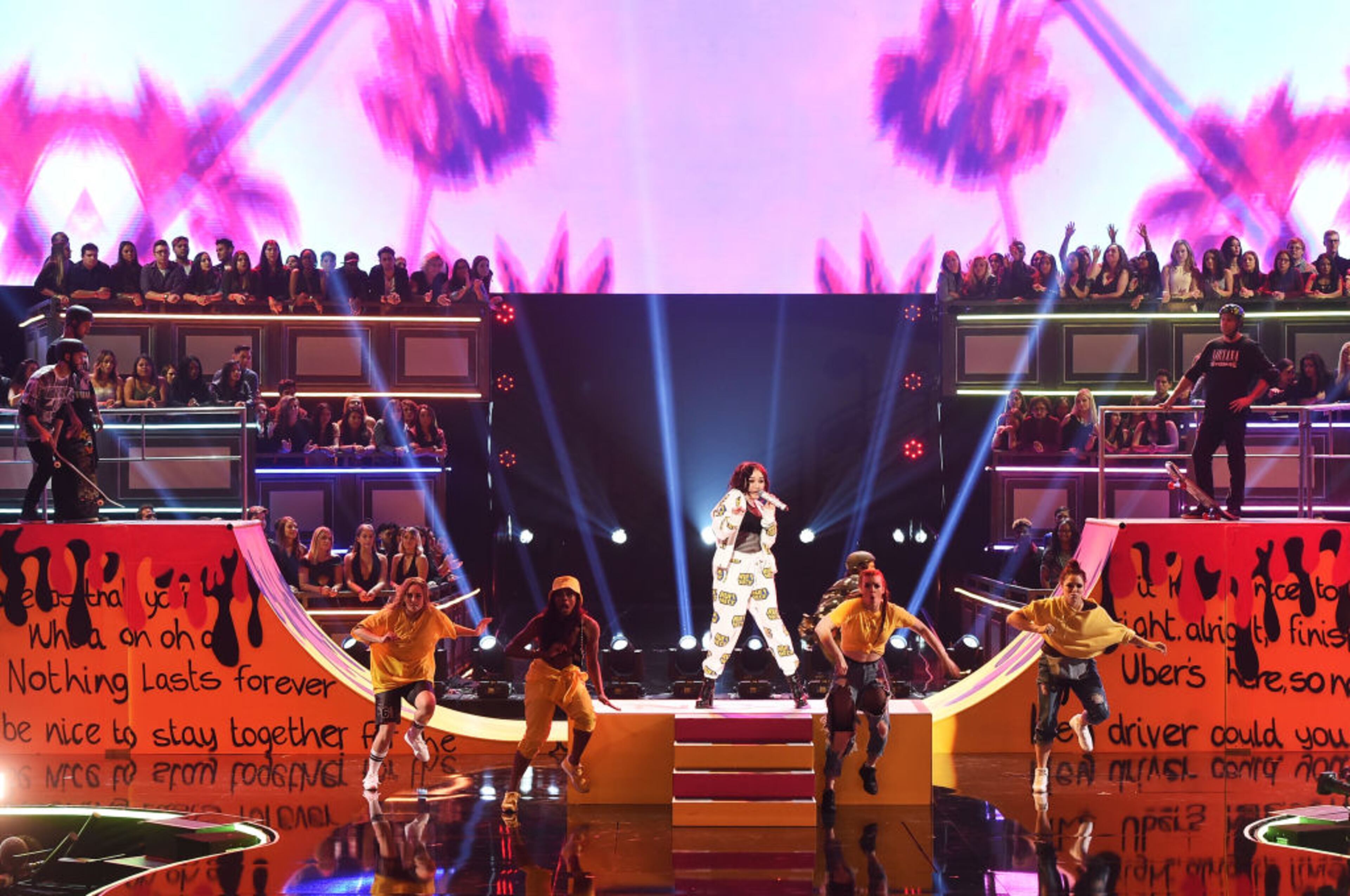 LOS ANGELES, CA - MAY 07: Singer Noah Cyrus performs onstage during the 2017 MTV Movie And TV Awards at The Shrine Auditorium on May 7, 2017 in Los Angeles, California. (Photo by Kevin Winter/Getty Images)