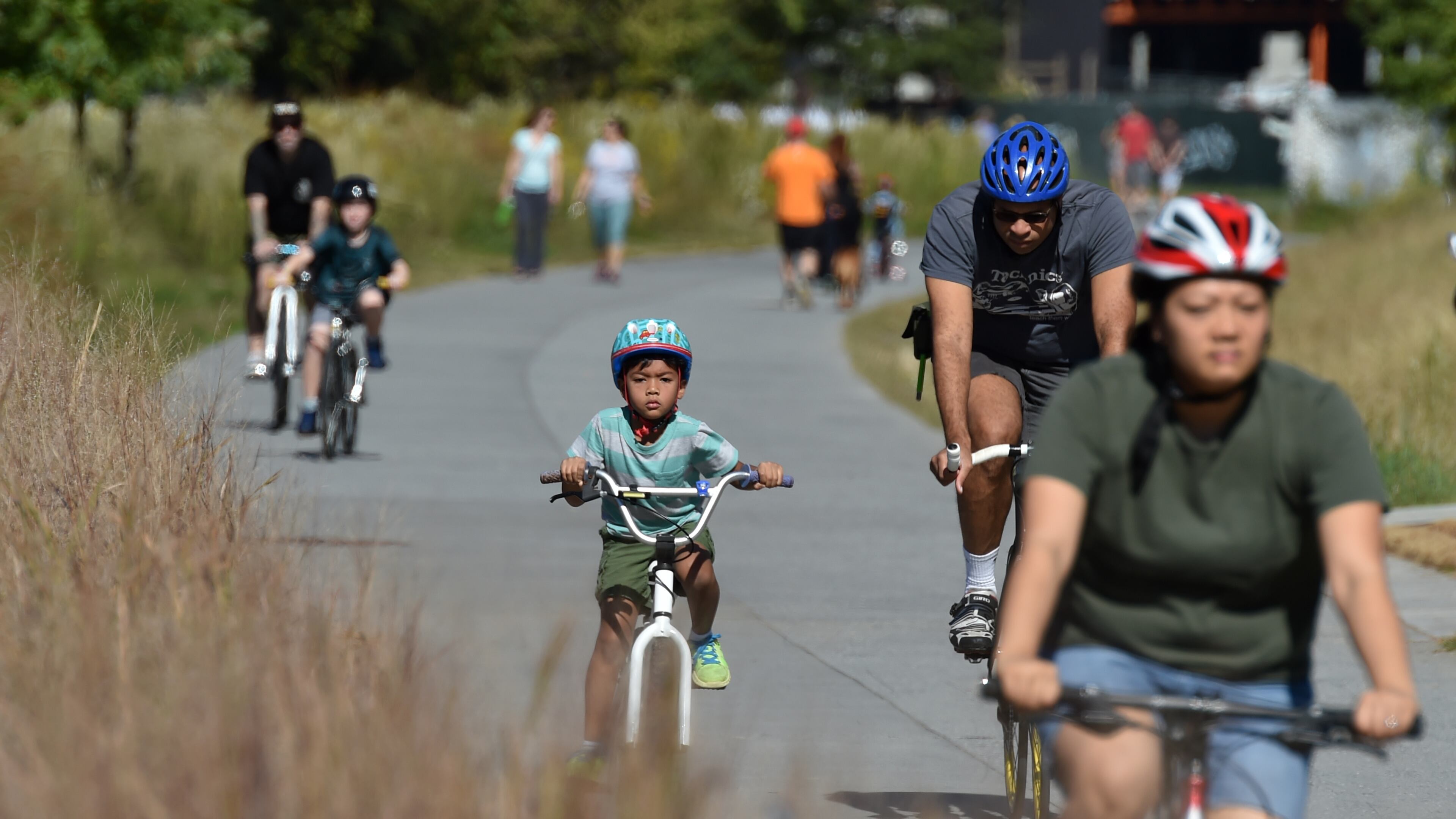 October 8, 2015 Atlanta: The Beltline is a great place to take walk, run or ride a bike while taking in local works of art. BRANT SANDERLIN/BSANDERLIN@AJC.COM