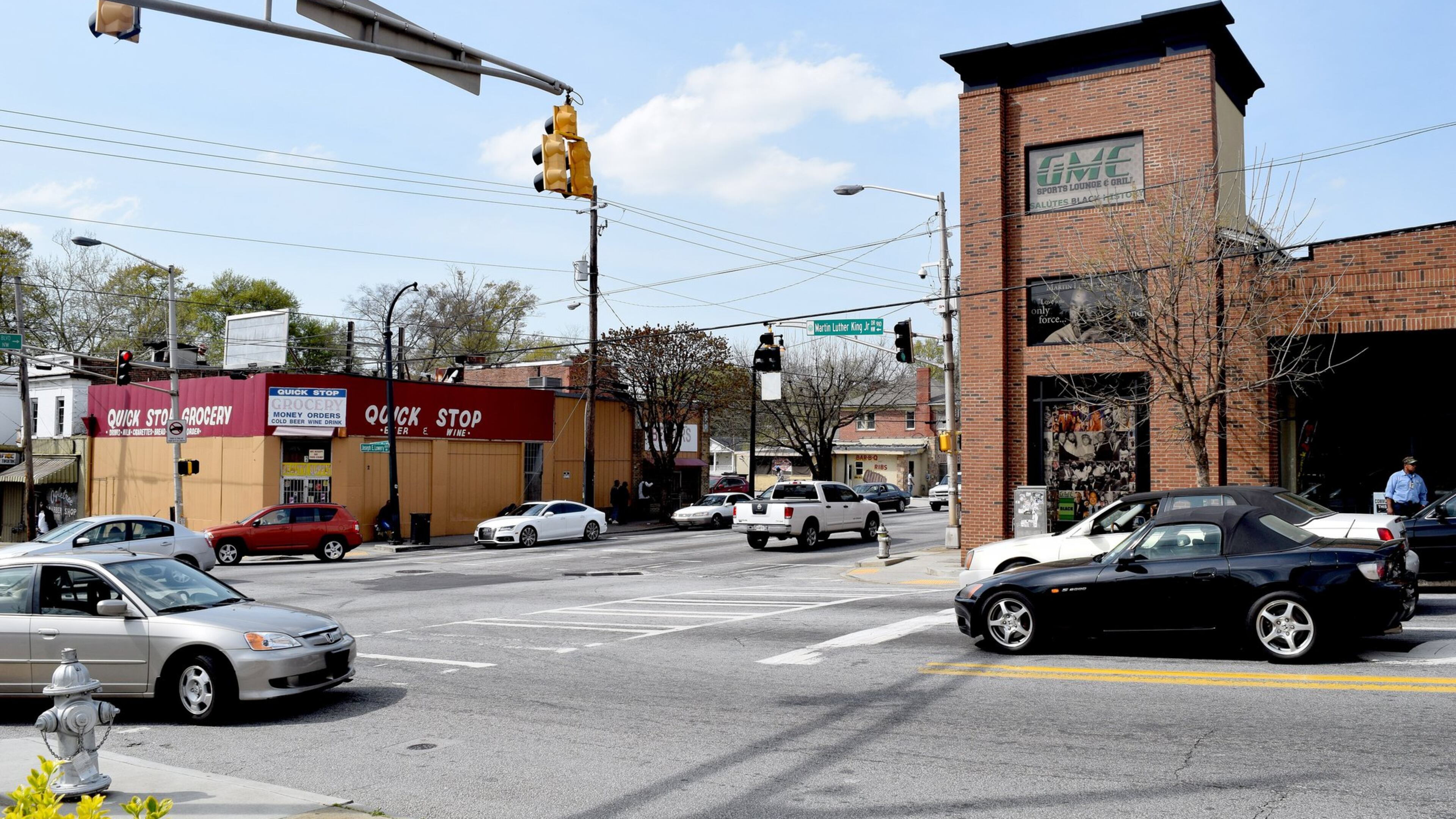 Businesses along Martin Luther King Drive. (Photo: Alexis Stevens/astevens@ajc.com)