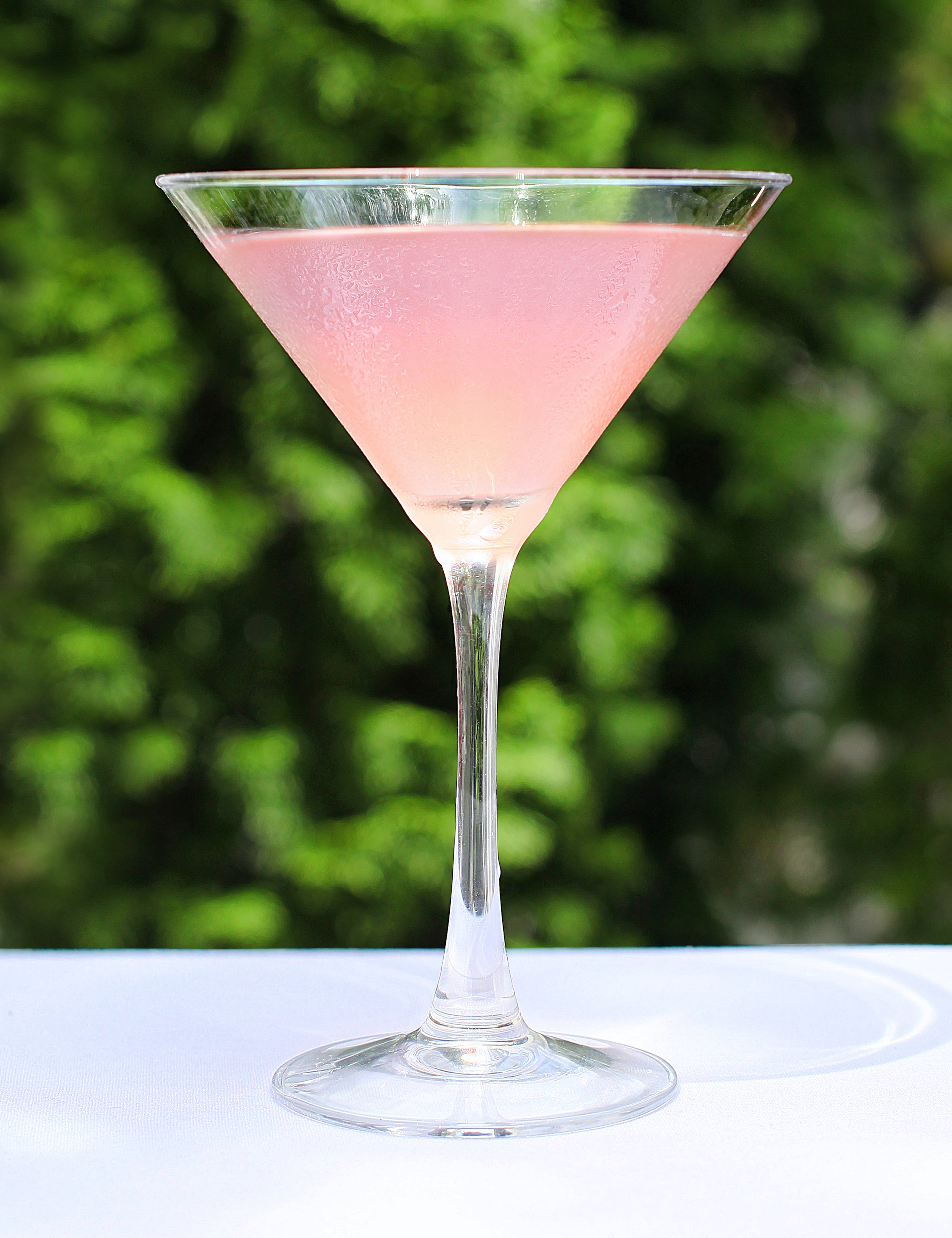 The Pink Kiss will be served at two Atlanta restaurants with half of proceeds going toward breast cancer research. (Courtesy of CentraArchy Restaurants)
