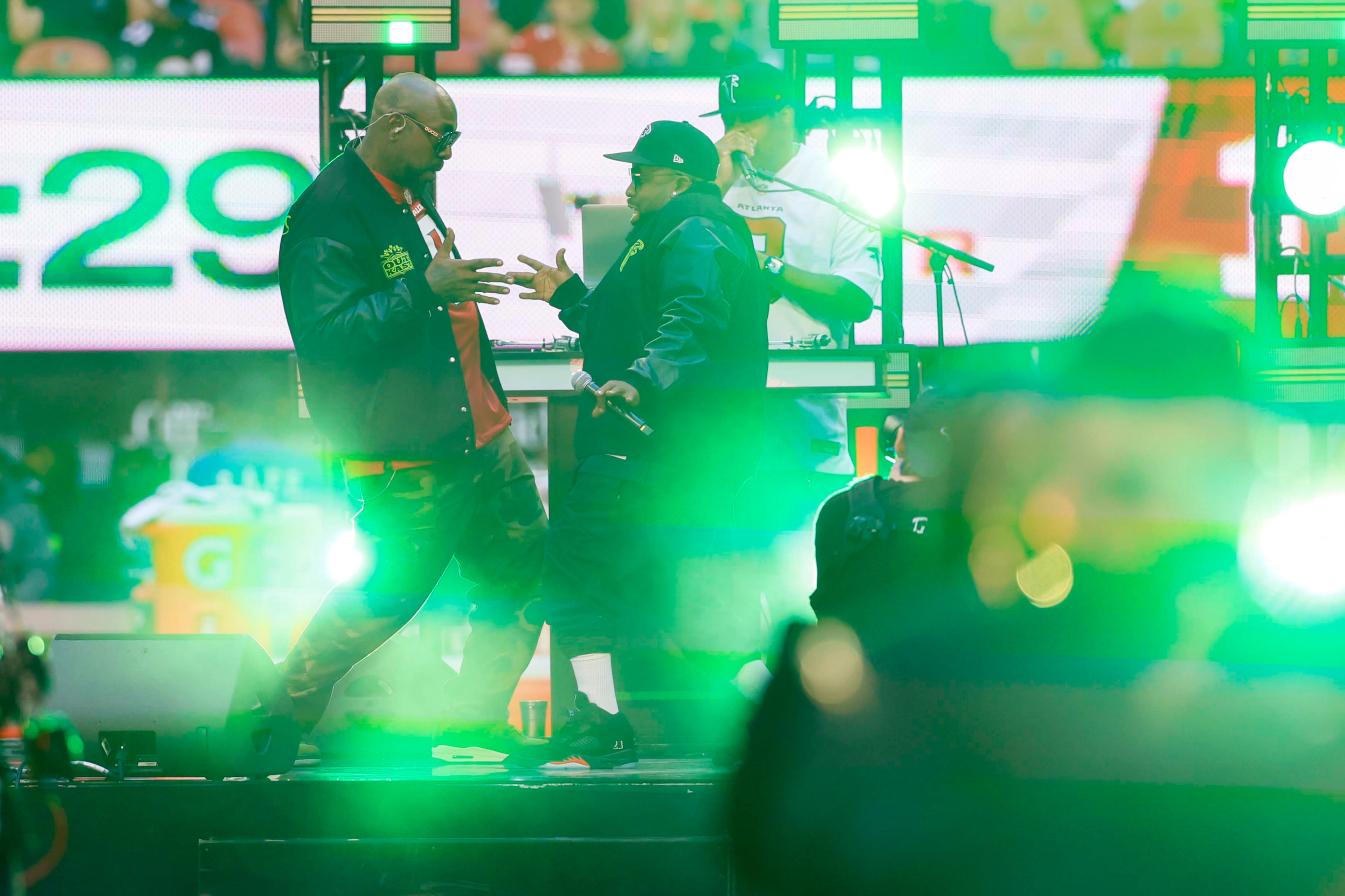 Big Boi and Sleepy Brown perform during the halftime show of an NFL football game between the Atlanta Falcons and the San Francisco 49ers at Mercedes-Benz Stadium in Atlanta, GA, on Sunday, Oct. 25, 2026. (Miguel Martinez/AJC)