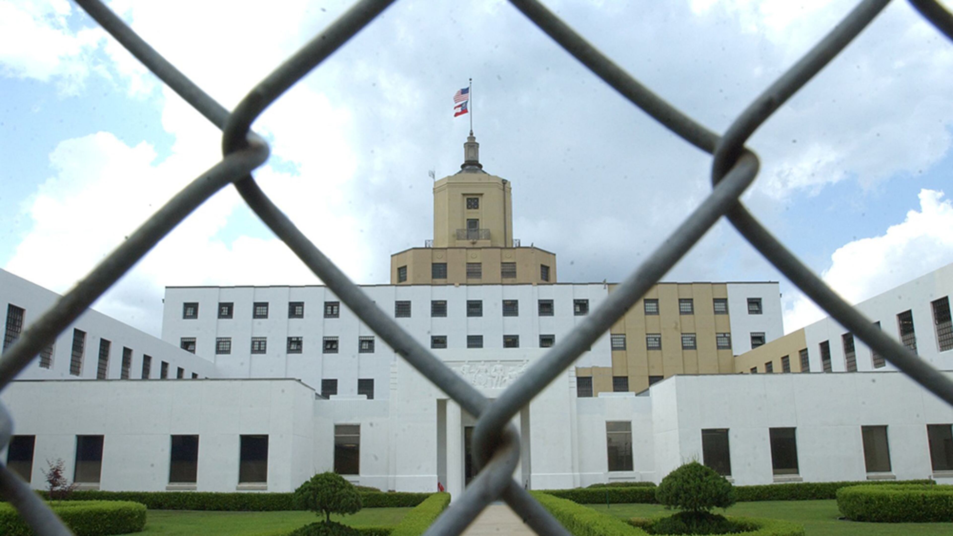 The Atlanta Journal-Constitution has documented the growing crisis within Georgia's state prison system and how those problems put the greater public in danger. (AJC file photo)