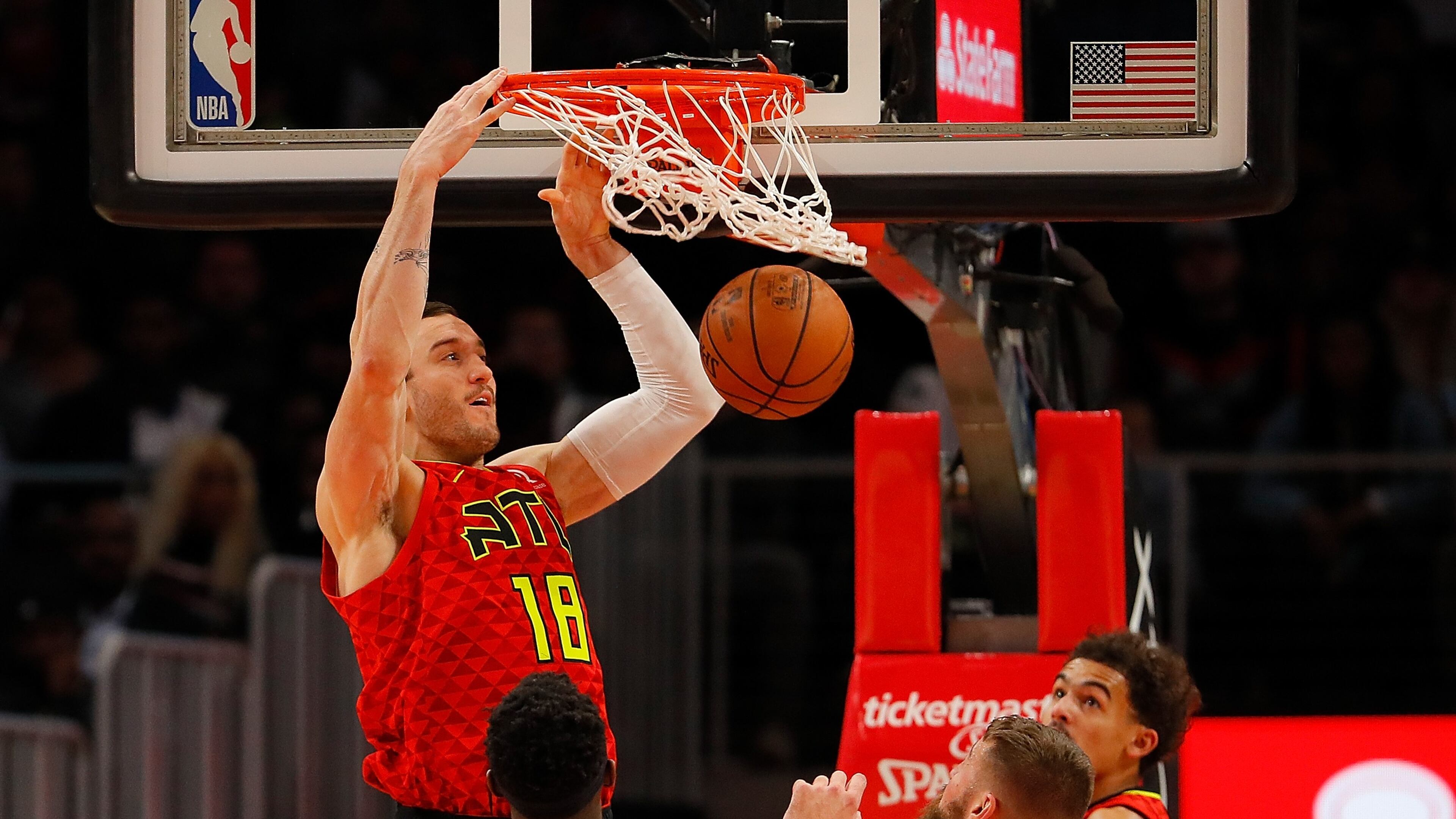 Miles Plumlee of the Atlanta Hawks dunks against the Toronto Raptors at State Farm Arena on November 21, 2018 in Atlanta, Georgia.