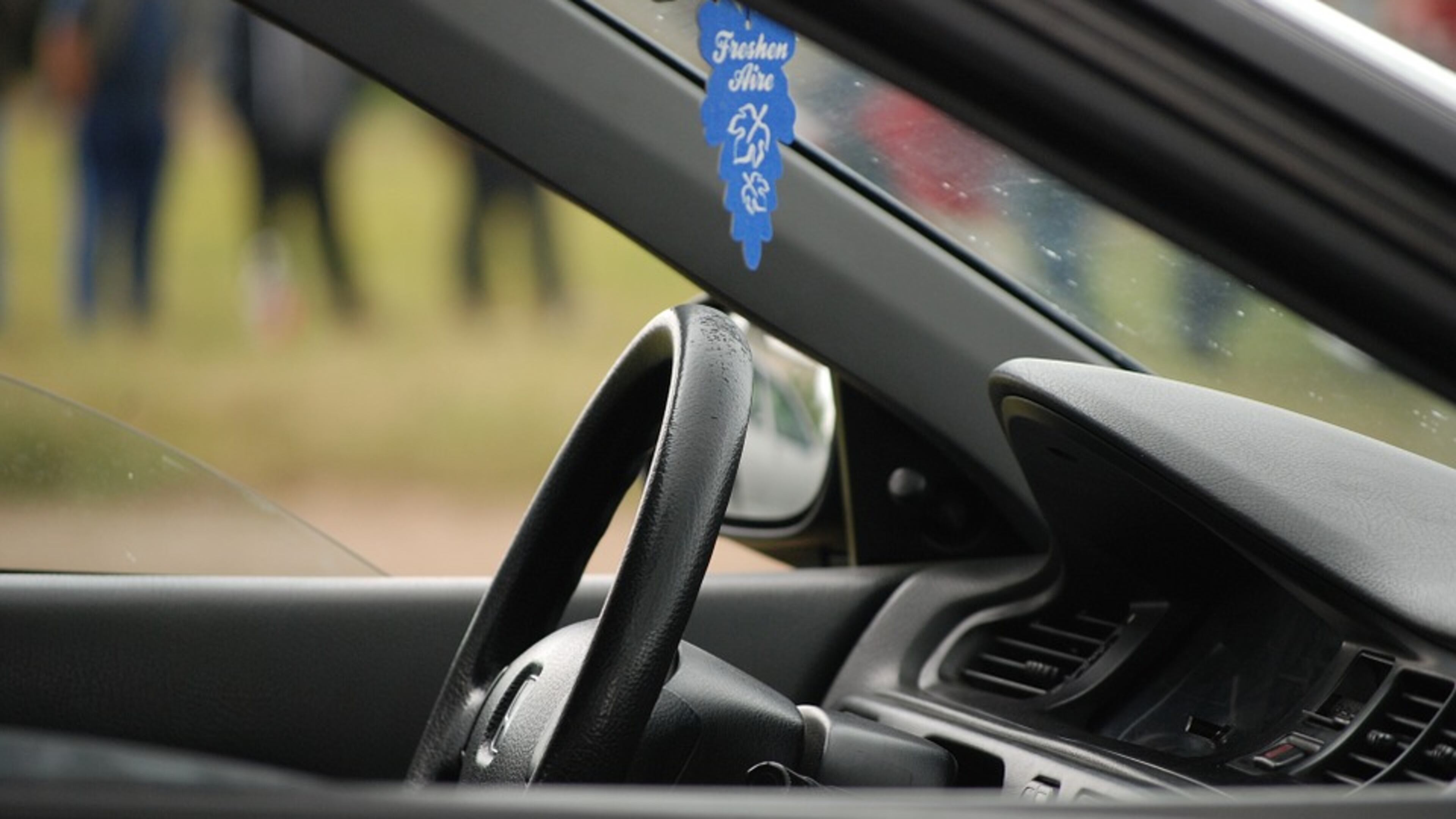 Snellville approves vehicle parking for auto brokers at the Fountain Square Business Center. File Photo