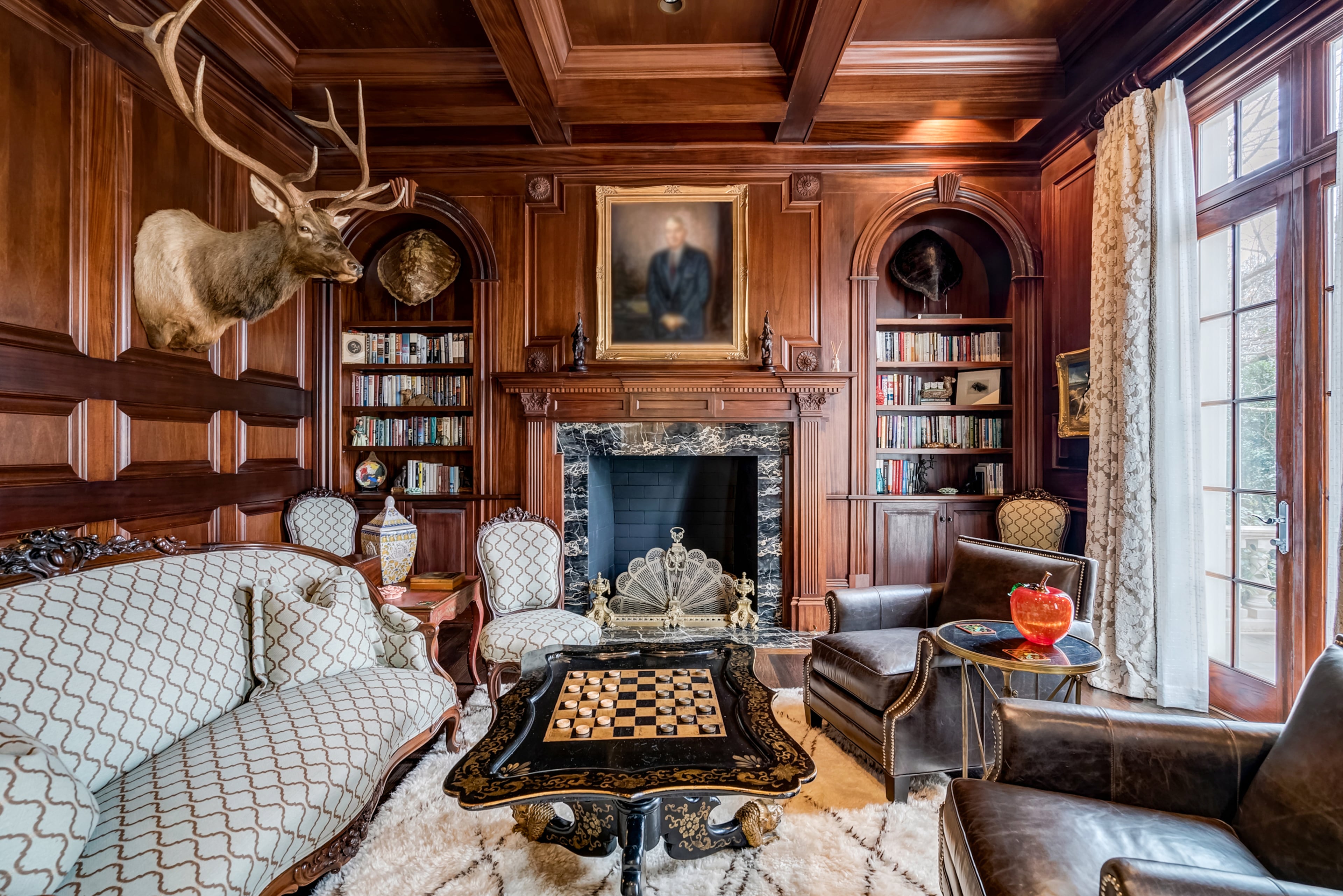 Another living area idea for entertaining.