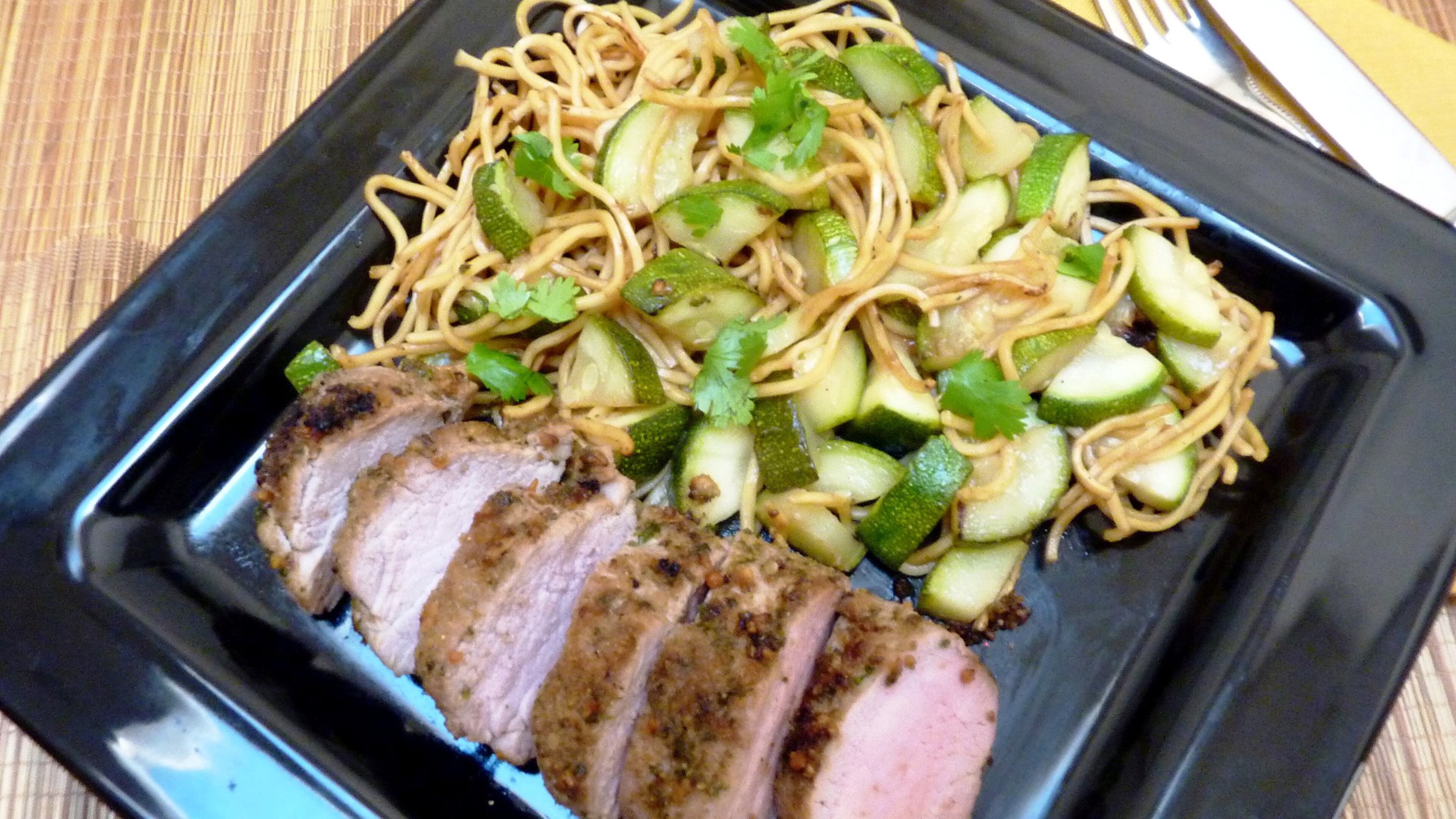 A dry rub blend of spices and peanuts rubbed into the meat forms a spicy crust that is a great alternative to a marinade. (Linda Gassenheimer/TNS)