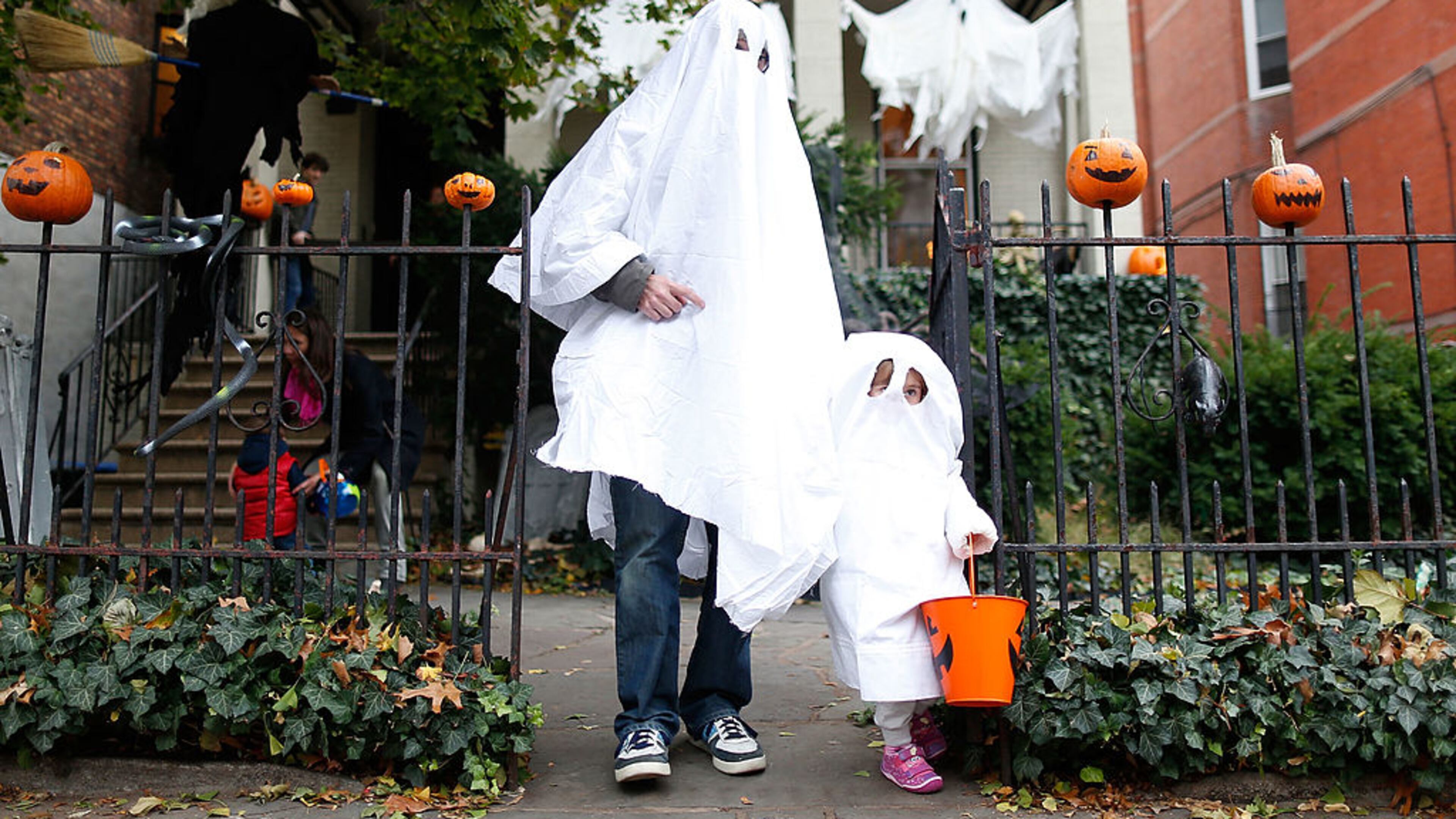 Sandy Springs is gearing up for Halloween.
