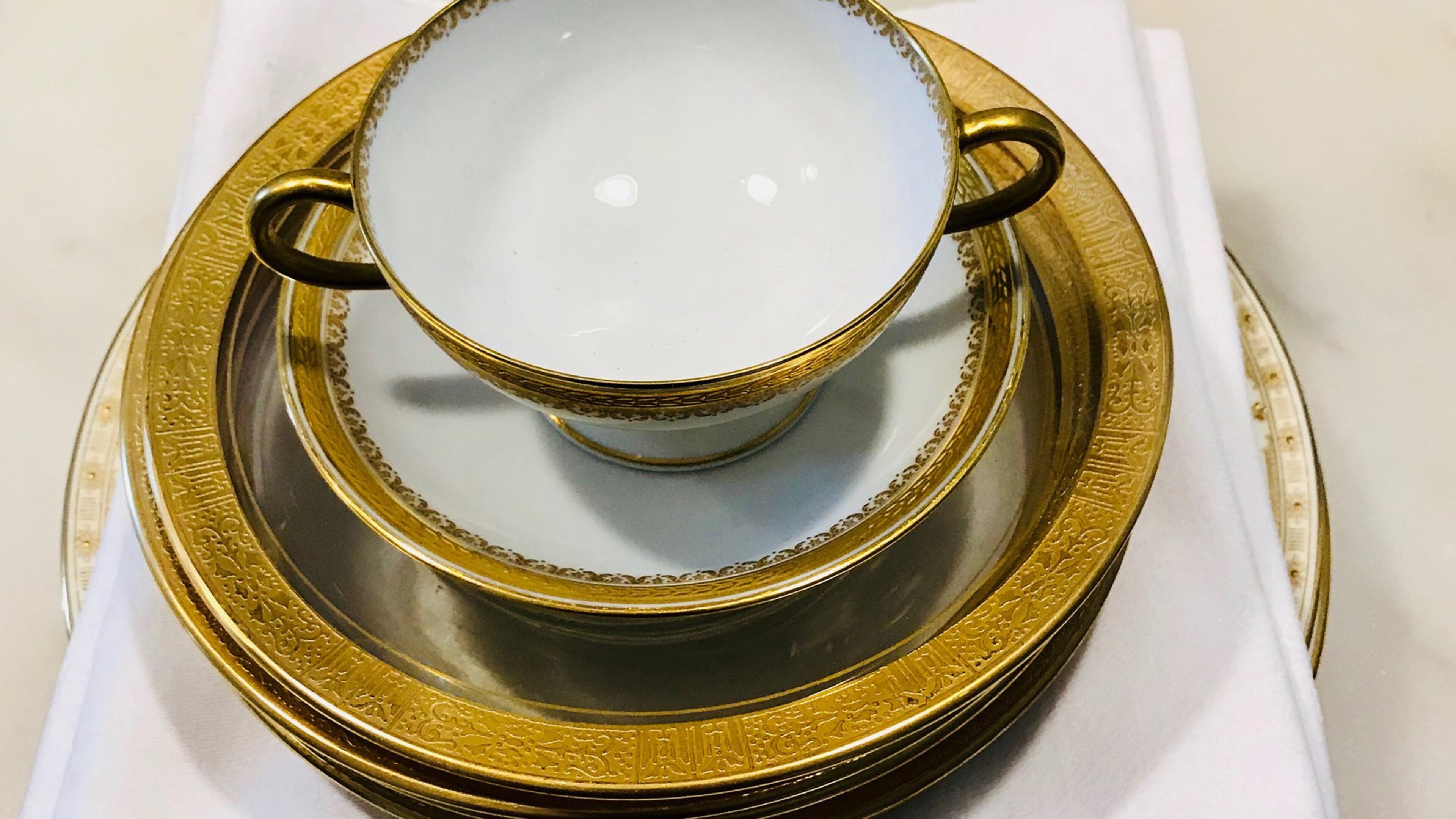 A former mayor of a Georgia town has died while fighting a fire that destroyed his wife’s antiques business (not pictured) in a historic building.(Mary Carol Garrity/file photo)