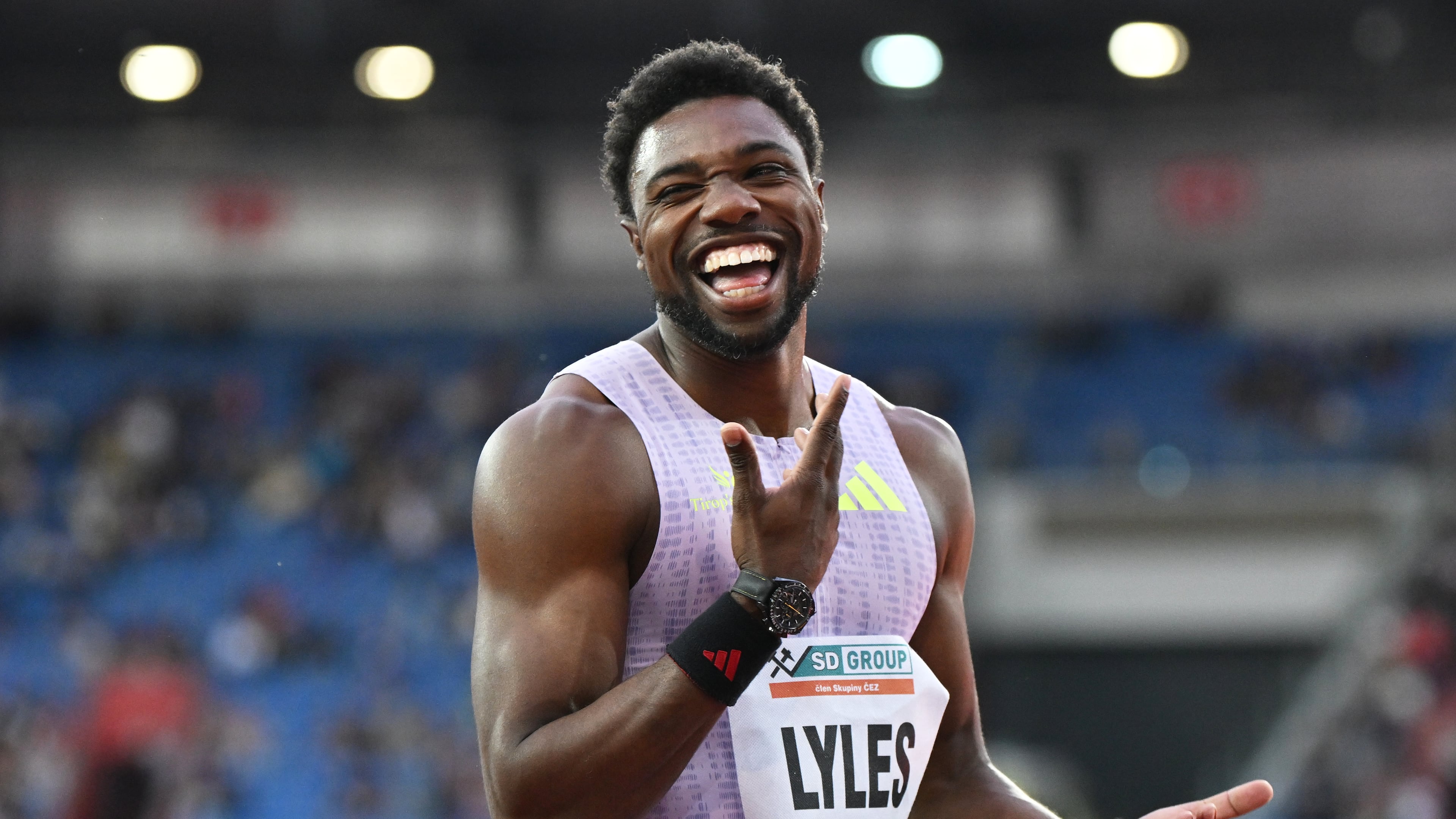 Noah Lyles of United States celebrates after winning the men's 150 meters event at the Golden Spike athletics meeting in Ostrava, Czech Republic, Tuesday, June 16, 2026. (AP Photo/Lukas Kabon)