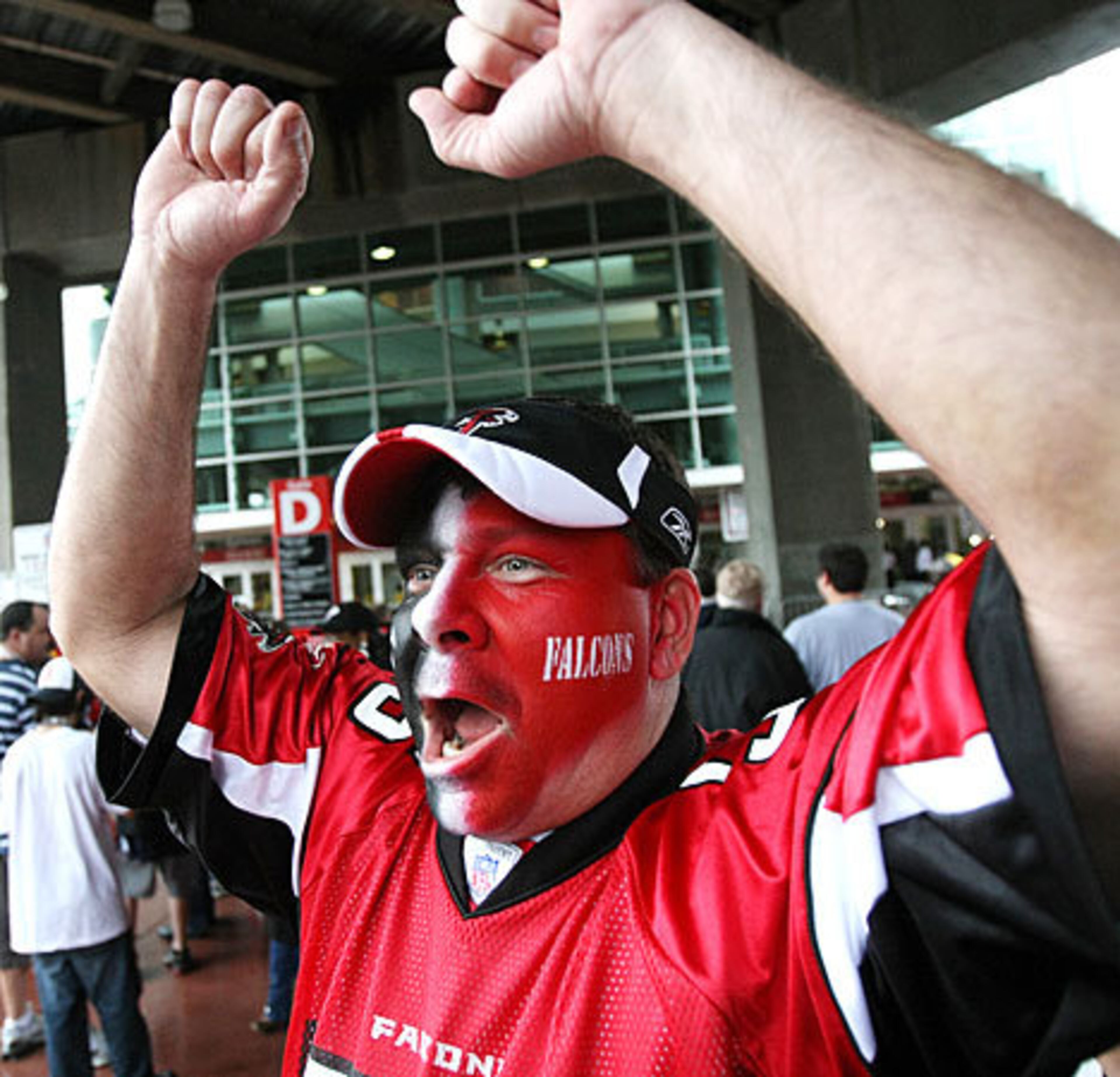 Mike Humphries, 41, Statesboro, lets everyone know who he's rooting for.