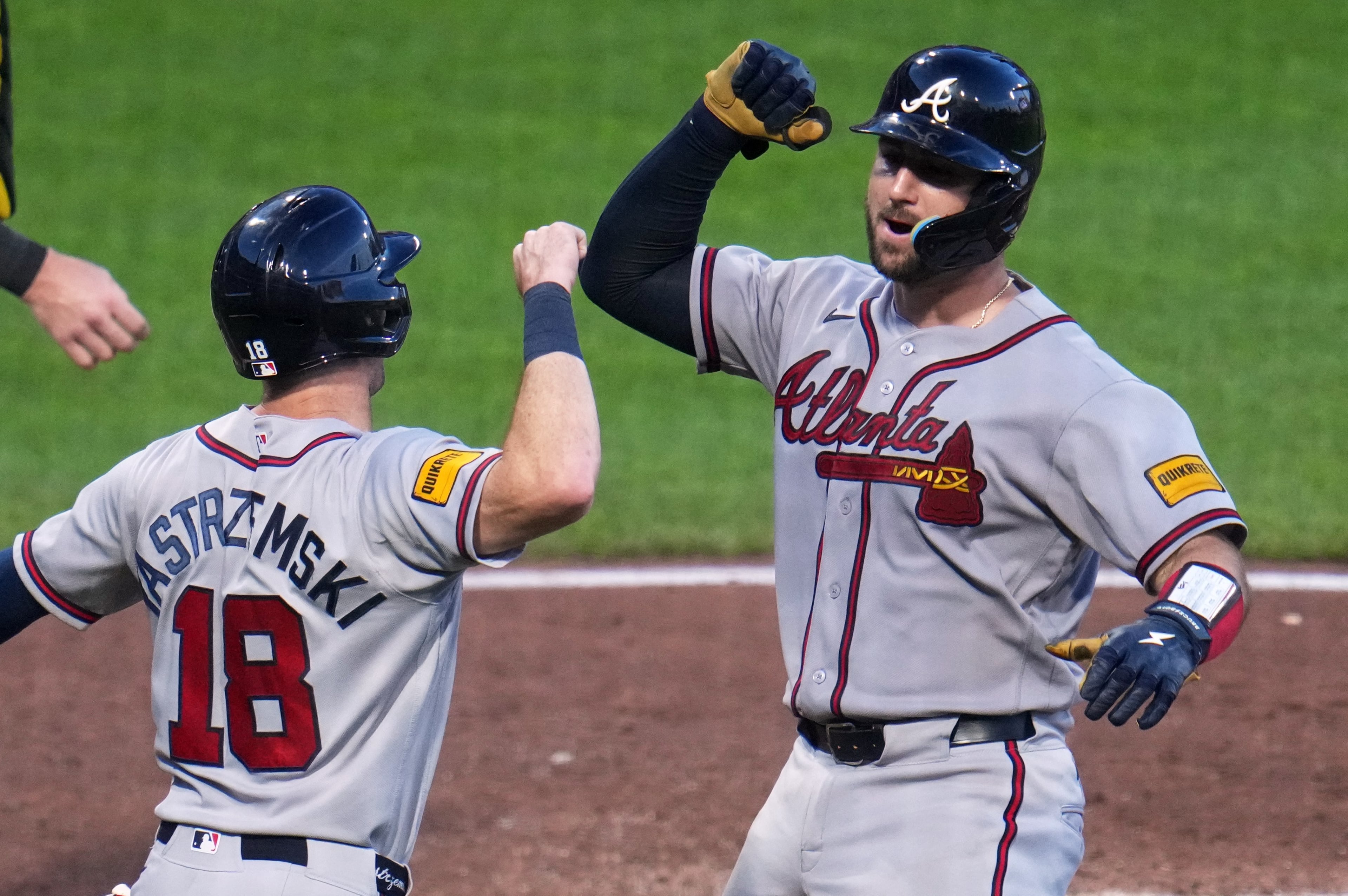 Braves Pirates Baseball