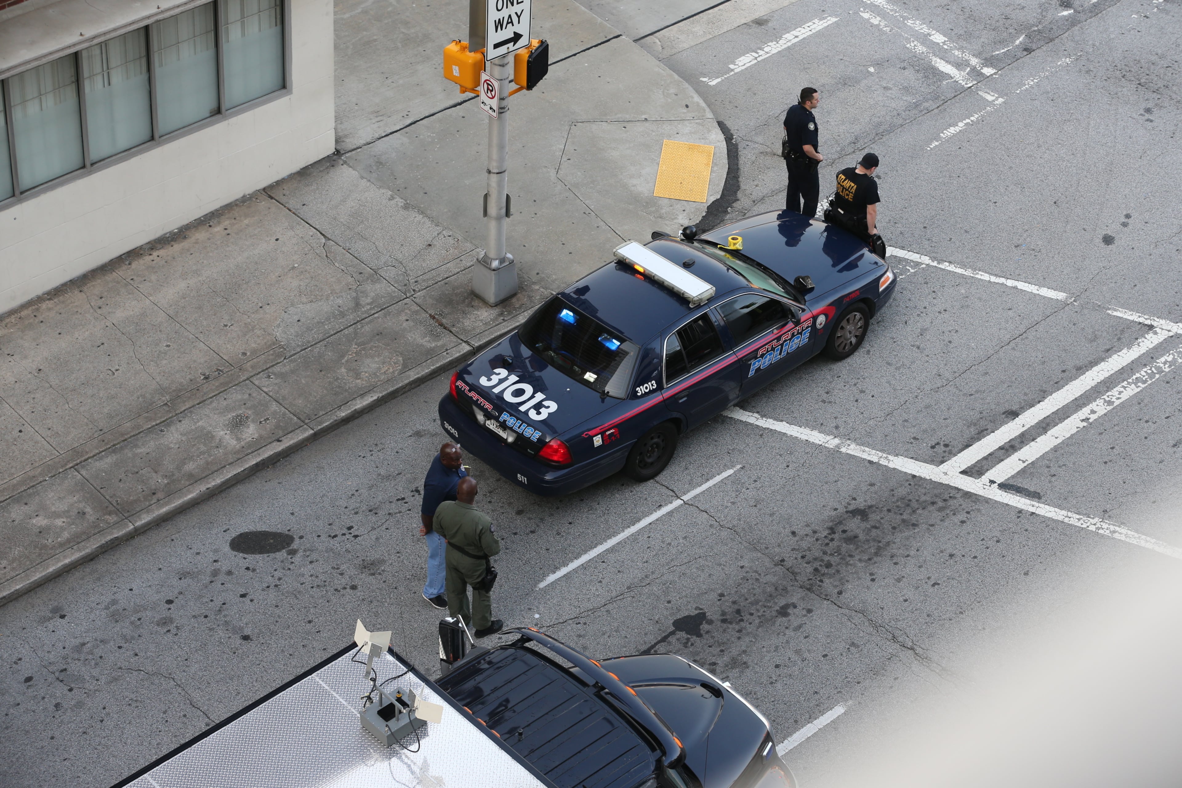 There was heavy police activity in the area of Underground Atlanta at daybreak Tuesday as officers investigated an apparent bomb threat. Police responded to a bomb threat call in the 100 block of Alabama Street around 4:30 am., according to police dispatch logs. JOHN SPINK/JSPINK@AJC.COM