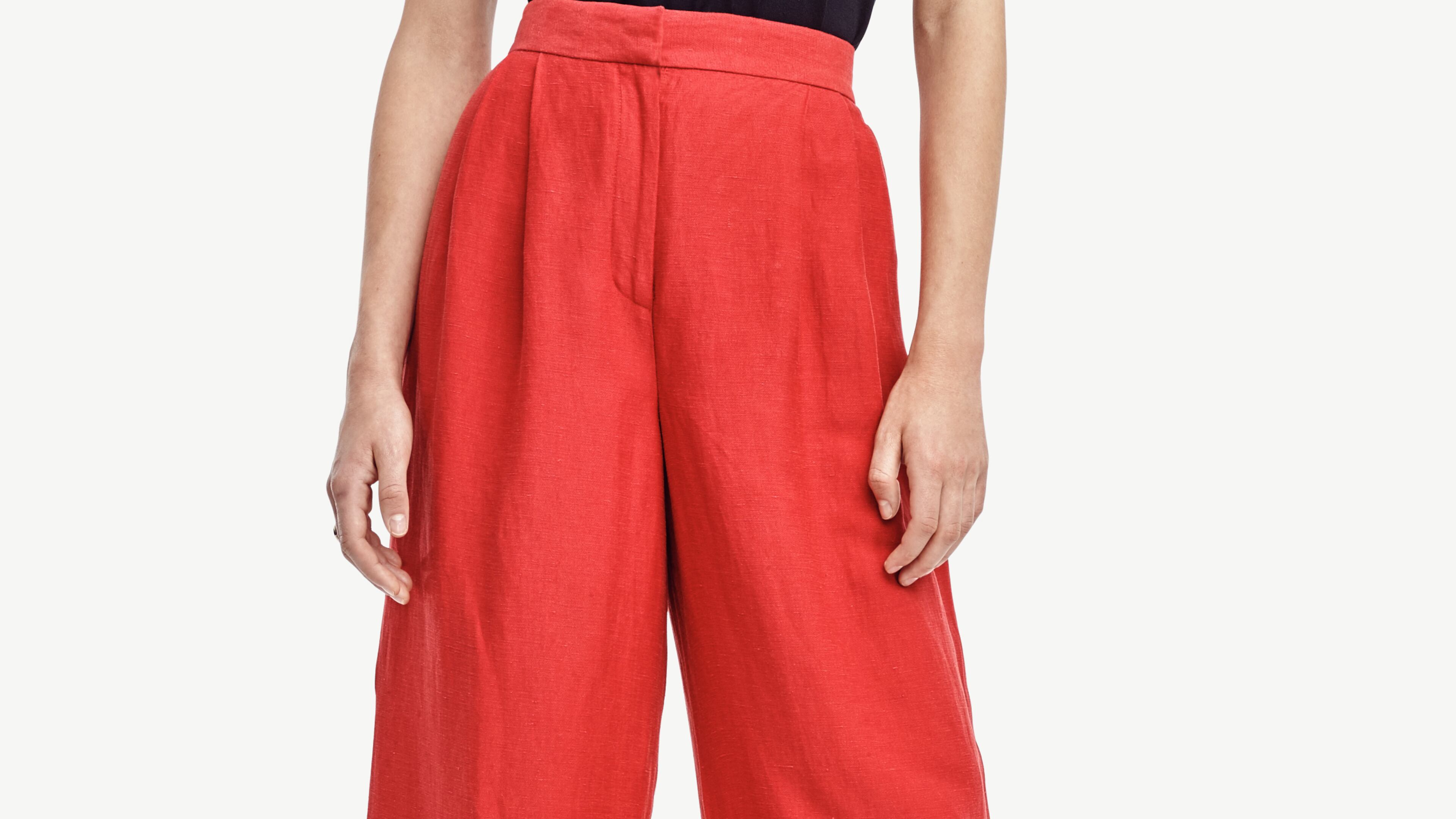 Fluid Pants in soft crimson