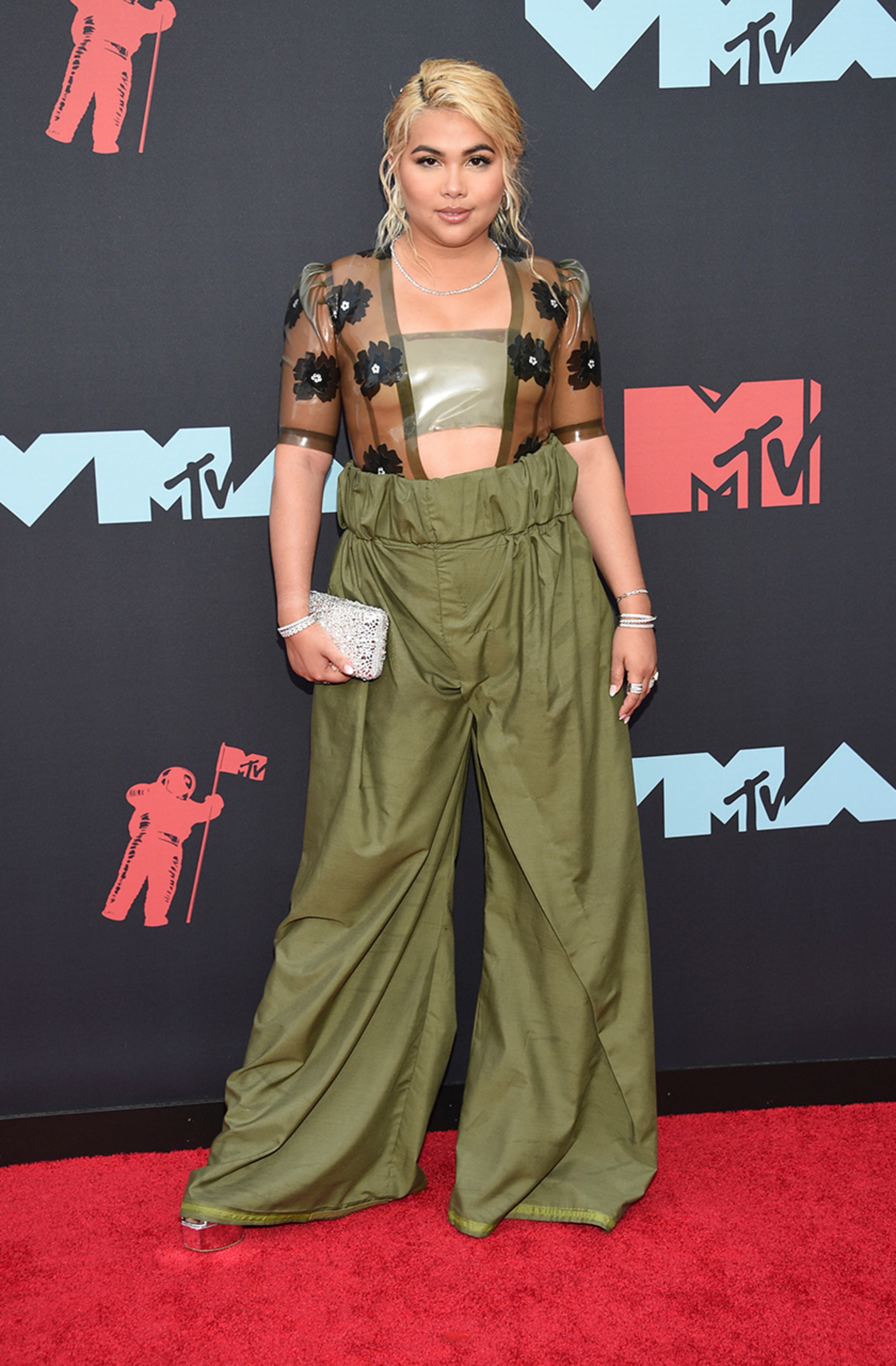 Hayley Kiyoko arrives at the MTV Video Music Awards at the Prudential Center on Monday, Aug. 26, 2019, in Newark, N.J. (Photo by Evan Agostini/Invision/AP)