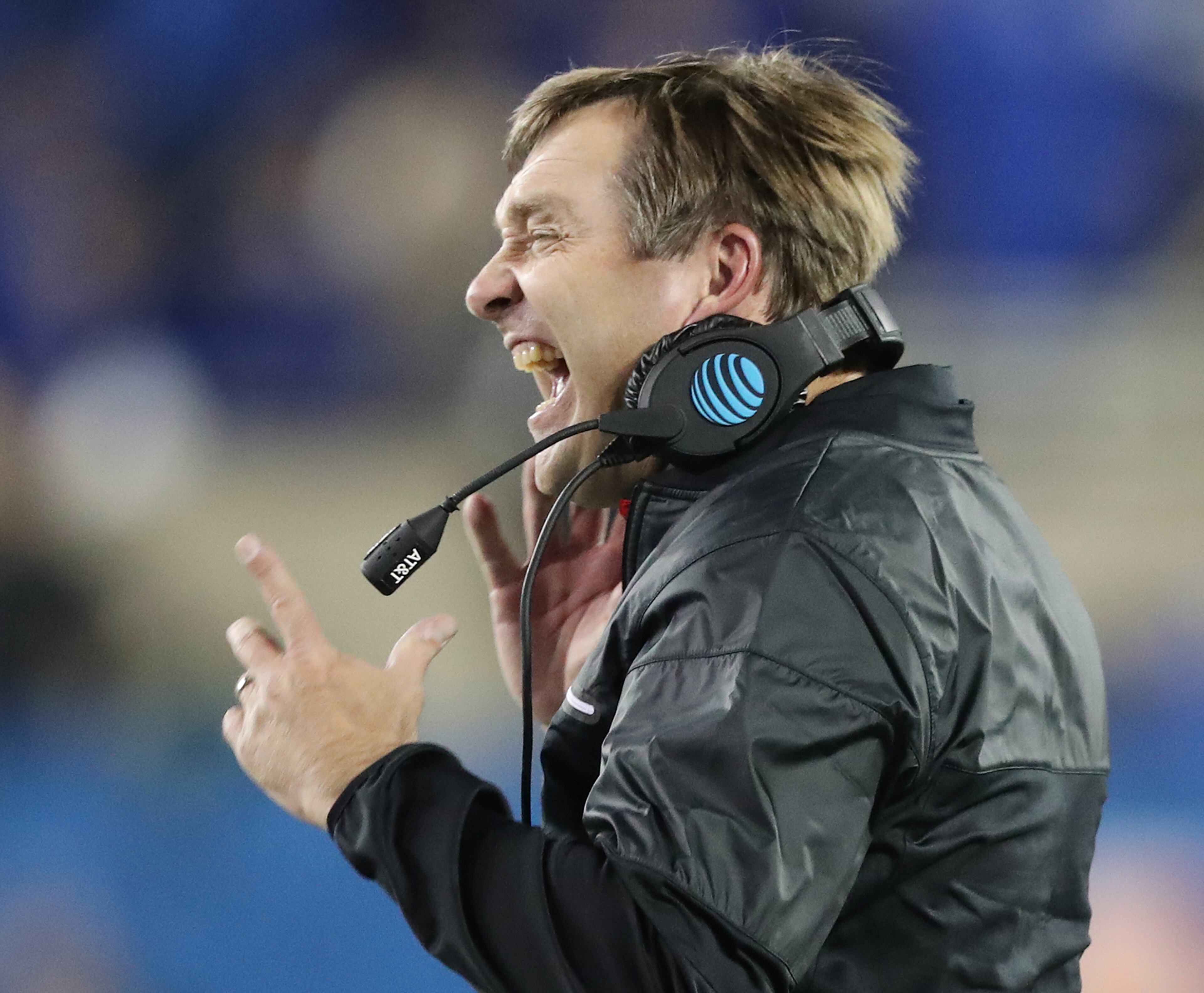 November 5, 2016, LEXINGTON: Georgia head coach Kirby Smart gets vocal with his defense against Kentucky during the fourth quarter in an NCAA college football game on Saturday, Nov. 5, 2016, in Lexington. Curtis Compton /ccompton@ajc.com