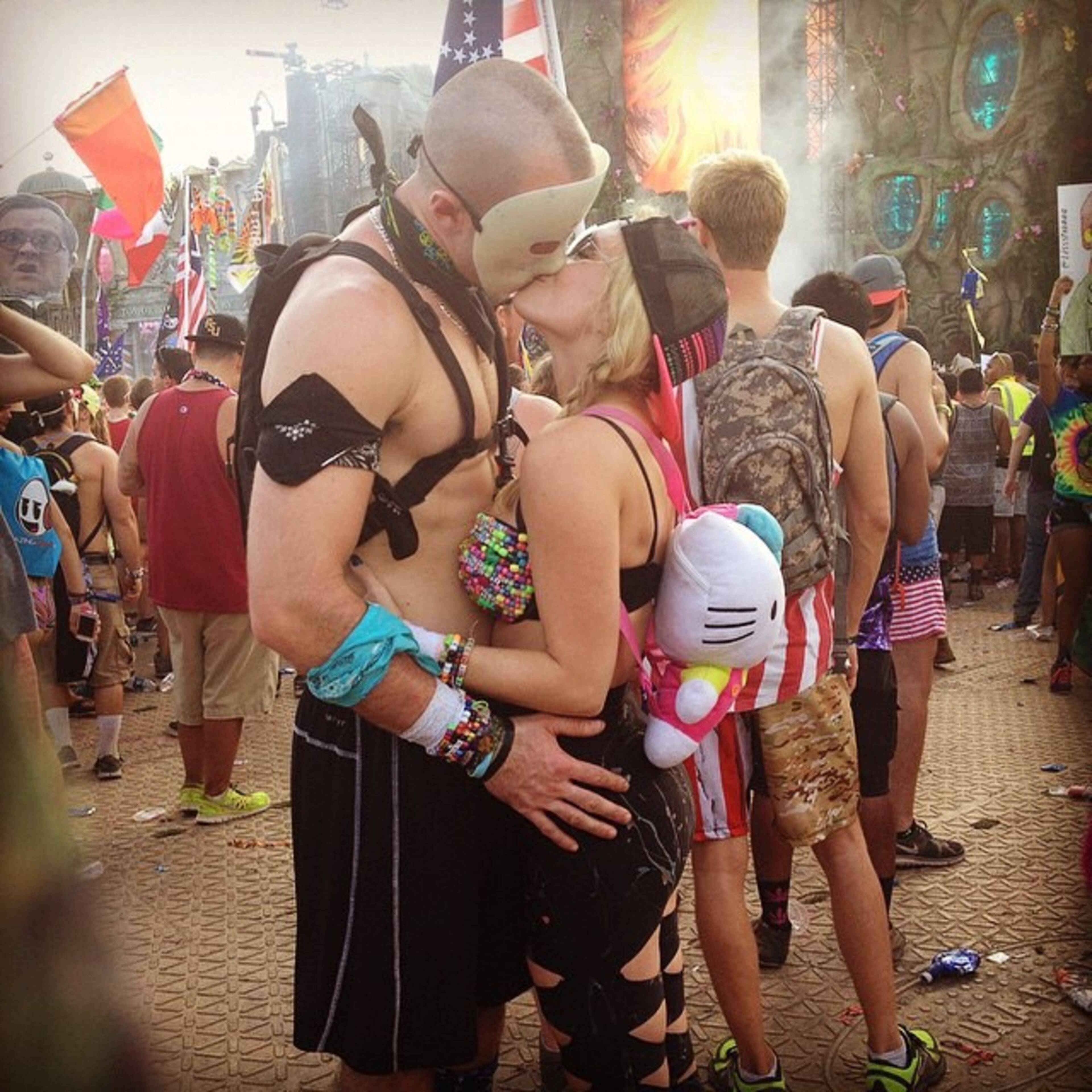 ravecouples: Last day for #TomorrowWorld