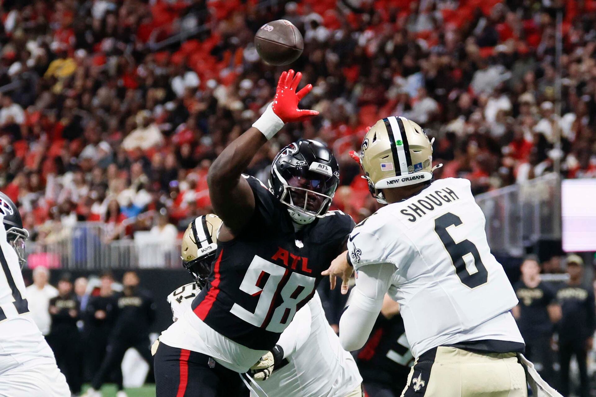 Falcons hold off Saints in season finale, finishing with 4-game win streak