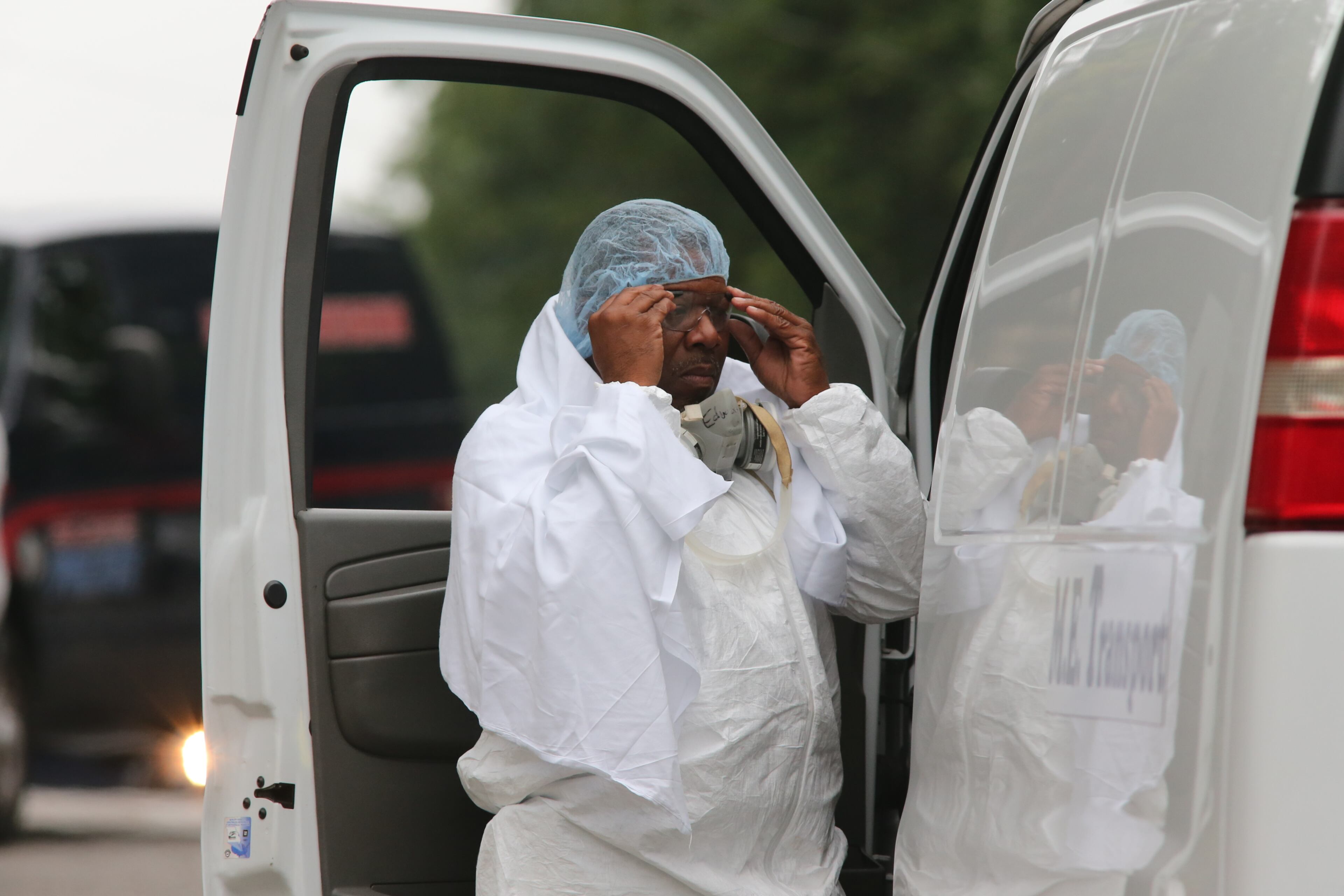 Atlanta police are investigating the death of a person whose badly-decomposed body was found Tuesday morning in a vacant house in southeast Atlanta.