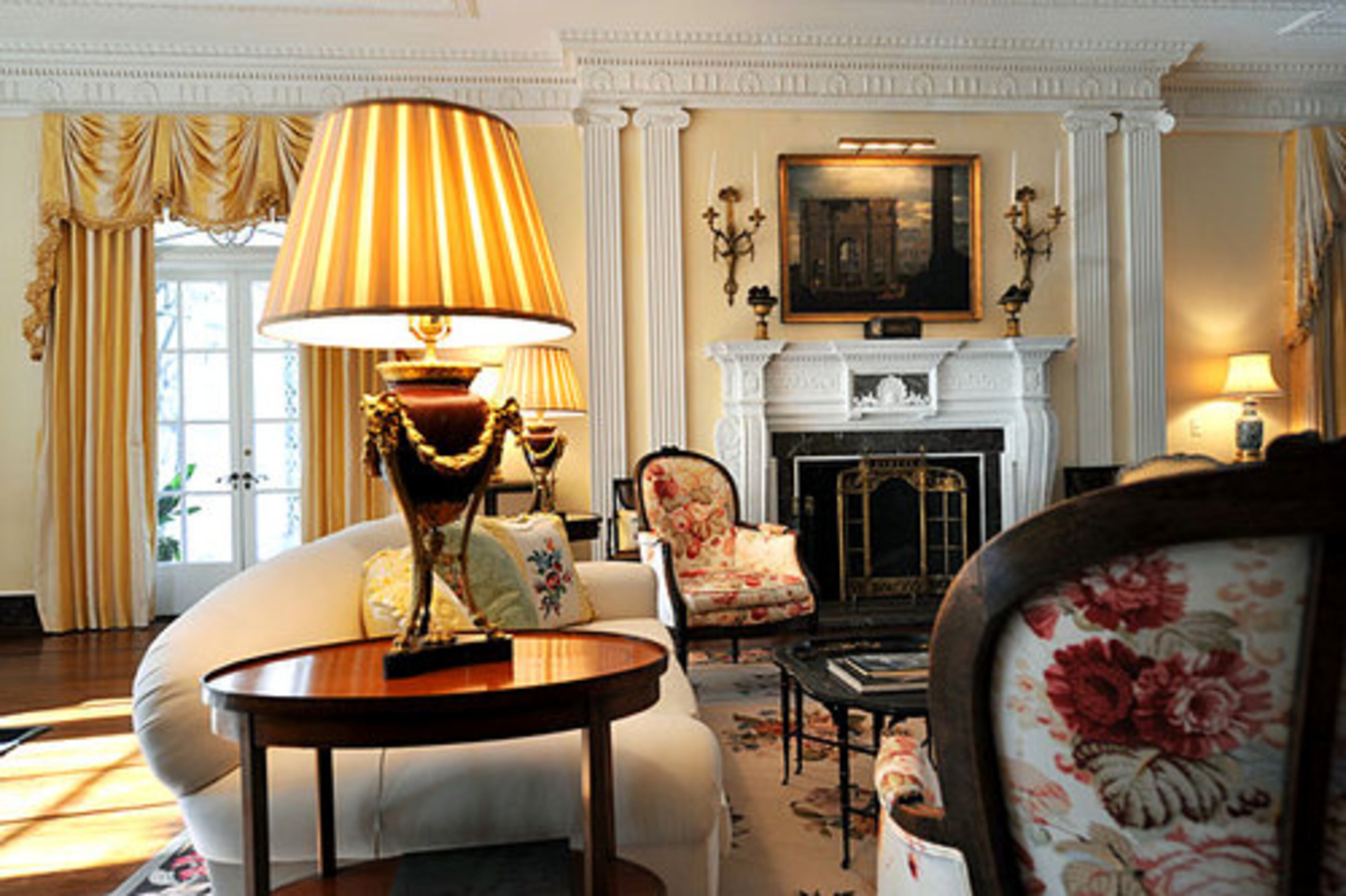 The main living room of Windcrofte.