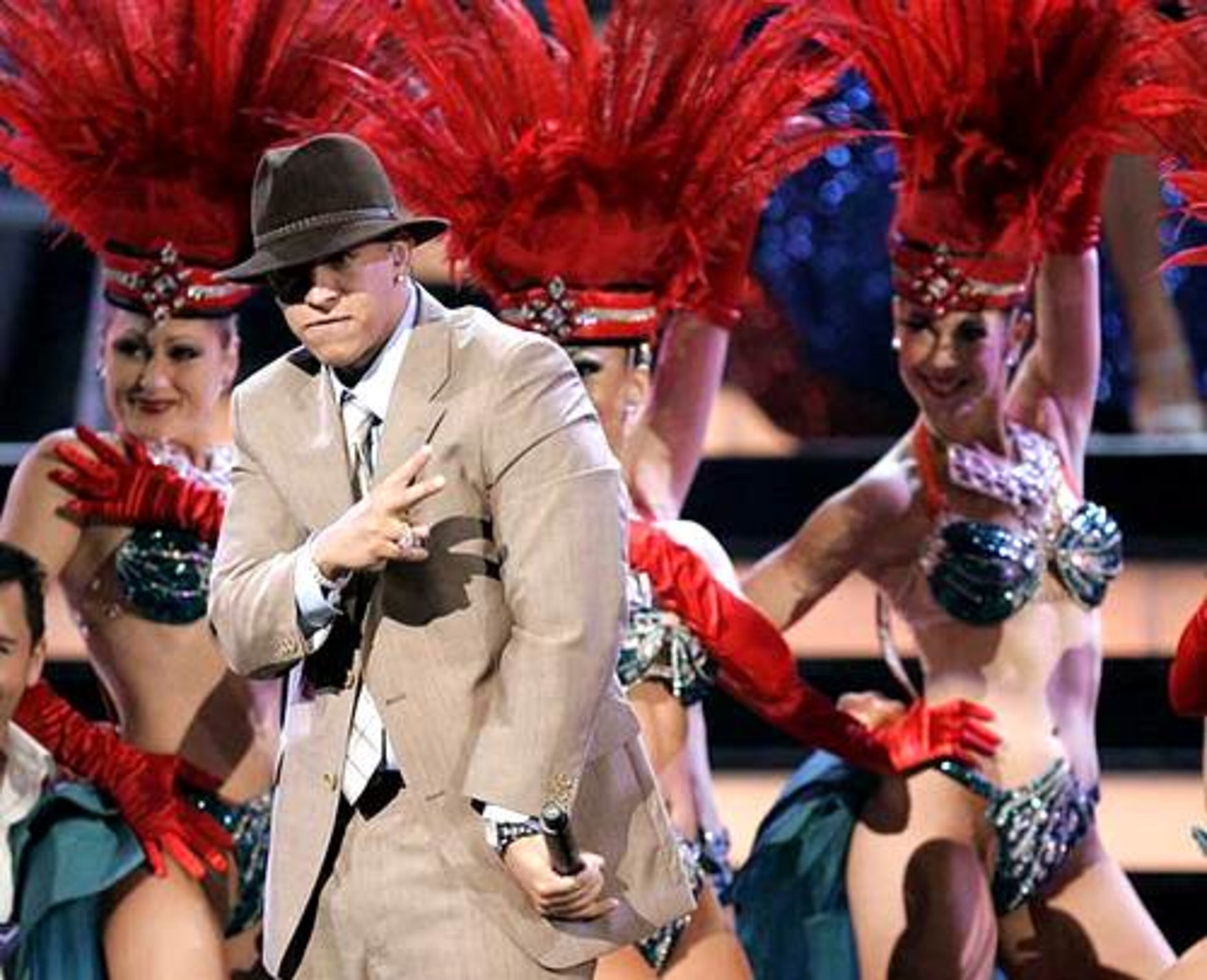 Daddy Yankee performs at the 8th annual Latin Grammy Awards.