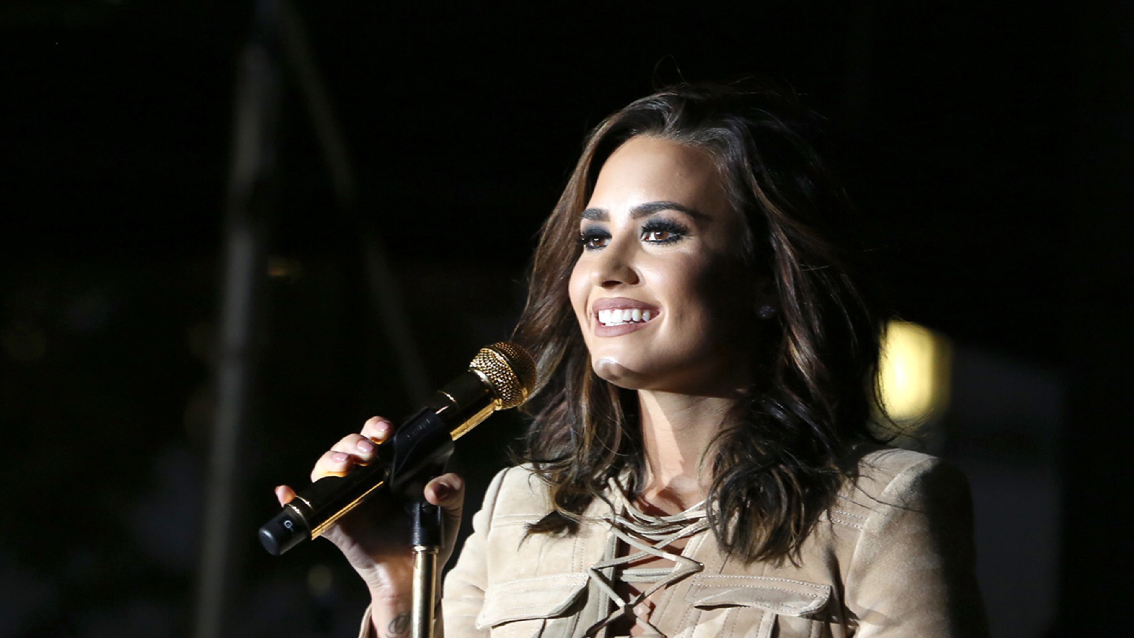 LOS ANGELES, CA - SEPTEMBER 22: Recording artist Demi Lovato performs onstage during the Demi Lovato and DNCE Concert for Marriott Rewards members at JW Marriott Los Angeles at L.A. LIVE on September 22, 2016 in Los Angeles, California. (Photo by Jonathan Leibson/Getty Images for Marriott)