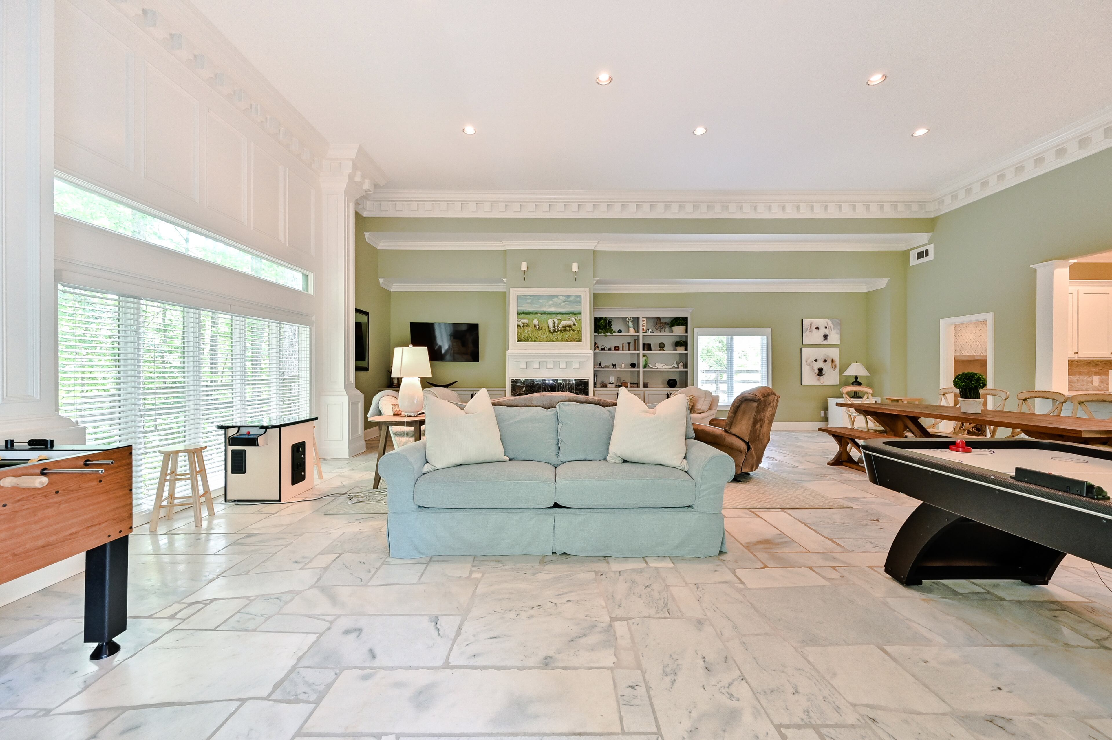 Spacious guest house with full bath and built-ins. Text by Melanie White.