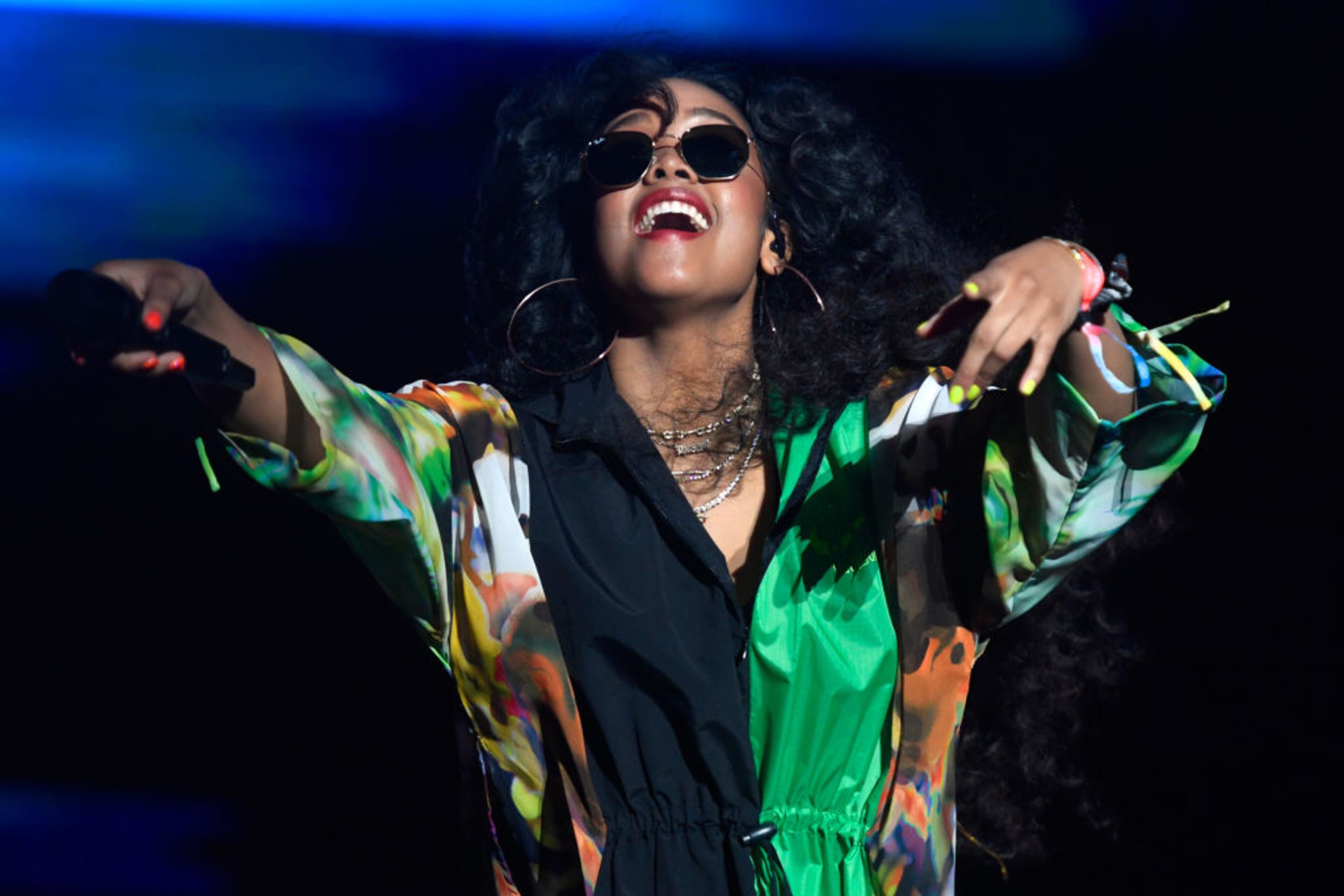 INDIO, CA - APRIL 14: H.E.R. performs at the Outdoor Theatre during the 2019 Coachella Valley Music And Arts Festival on April 14, 2019 in Indio, California. (Photo by Frazer Harrison/Getty Images for Coachella)