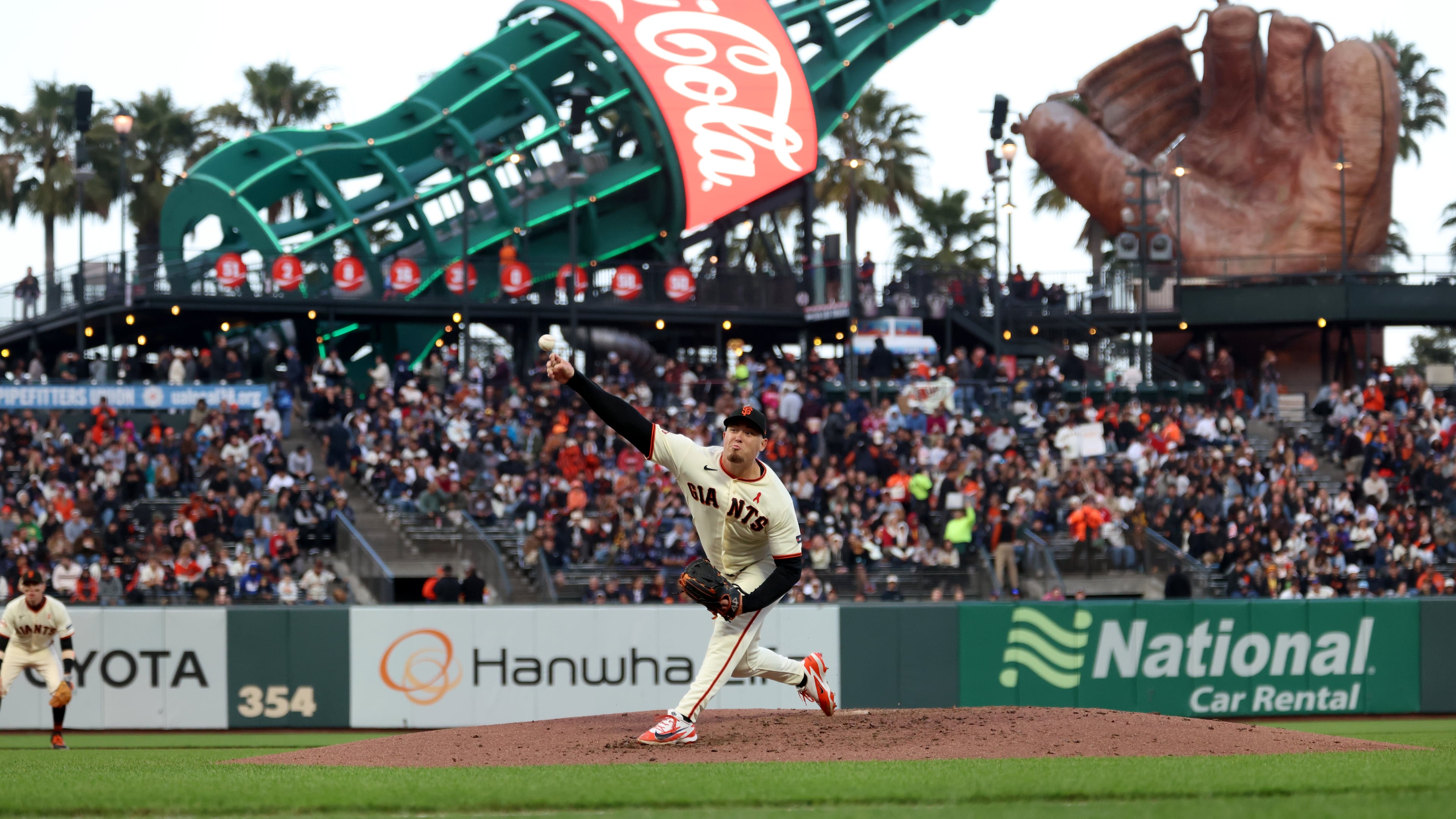 San Francisco Giants pitcher Blade Tidwell throws against the Houston Astros during the fourth inning of a baseball game in San Francisco, Monday, Aug. 10, 2026. (AP Photo/Jed Jacobsohn)