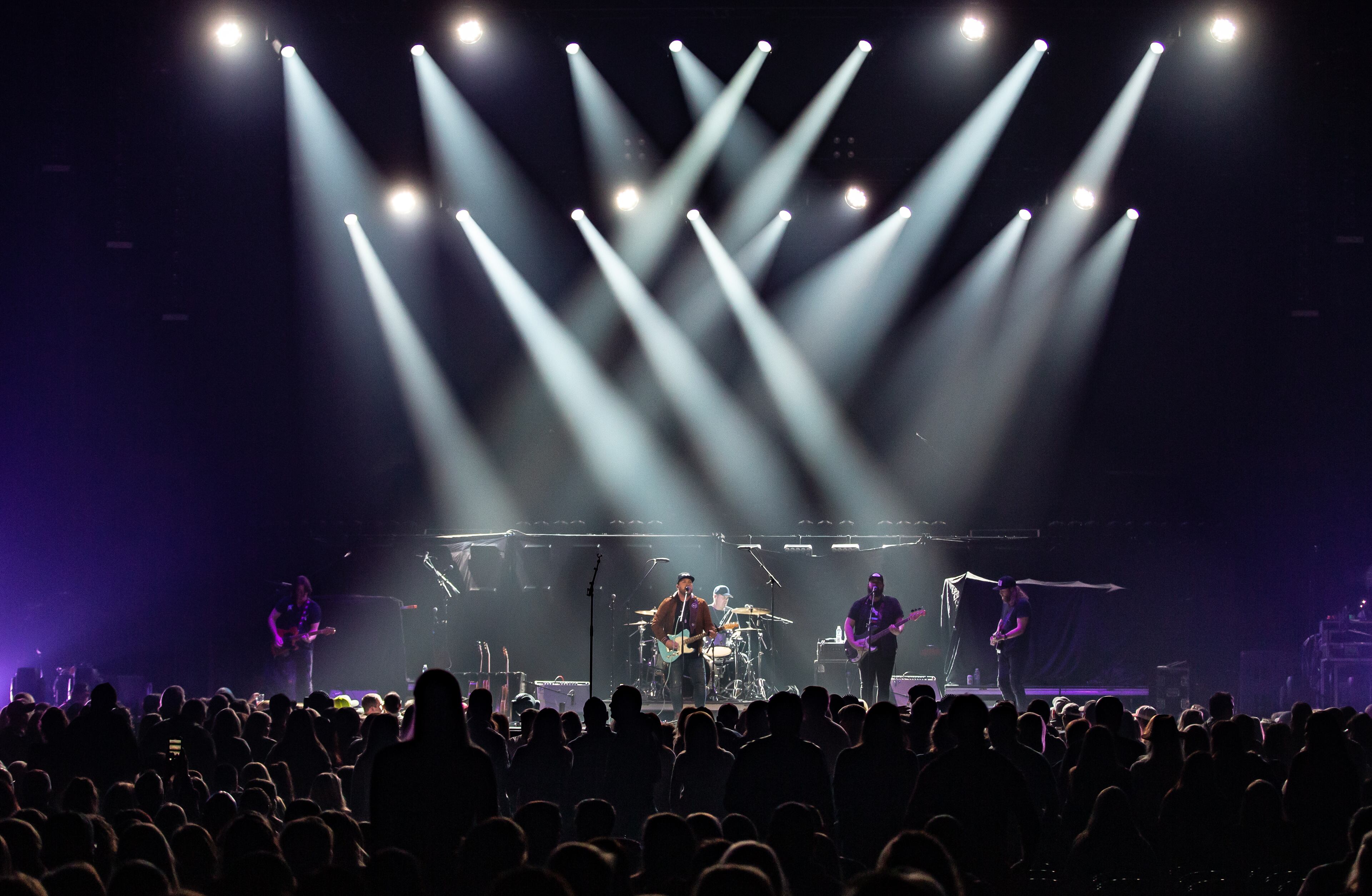 Mitchell Tenpenny opened for Cole Swindell and Dustin Lynch at Infinite Energy Arena on Nov. 29, 2018.