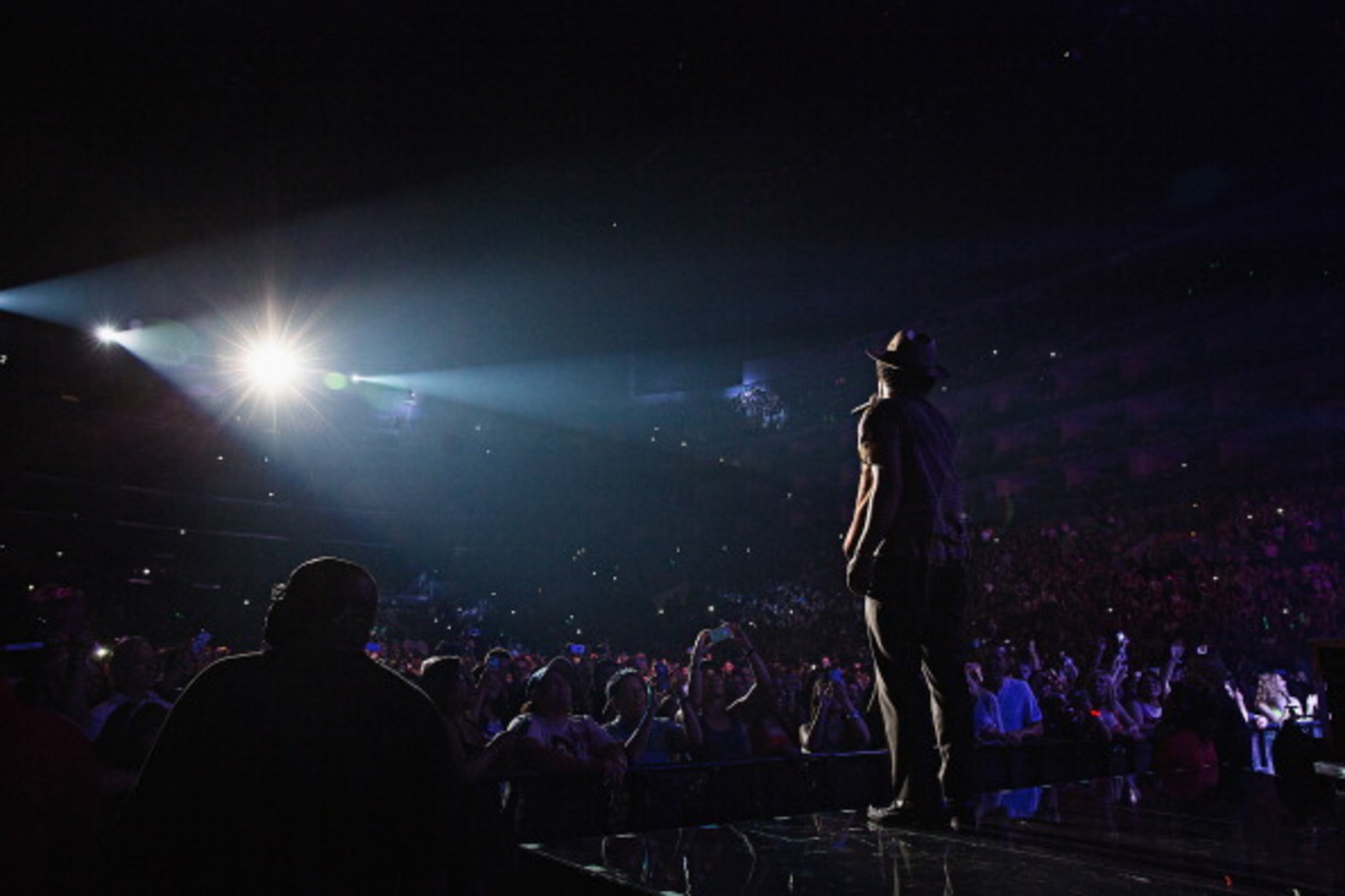 LOS ANGELES, CA - JULY 28: (EXCLUSIVE ACCESS, SPECIAL RATES APPLY, EDITORIAL USE ONLY) Grammy Award winner, Platinum record producer and artist Bruno Mars performs at Staples Center on July 28, 2013 in Los Angeles, California (Photo by Mat Hayward/Getty Images for Atlantic Records)
