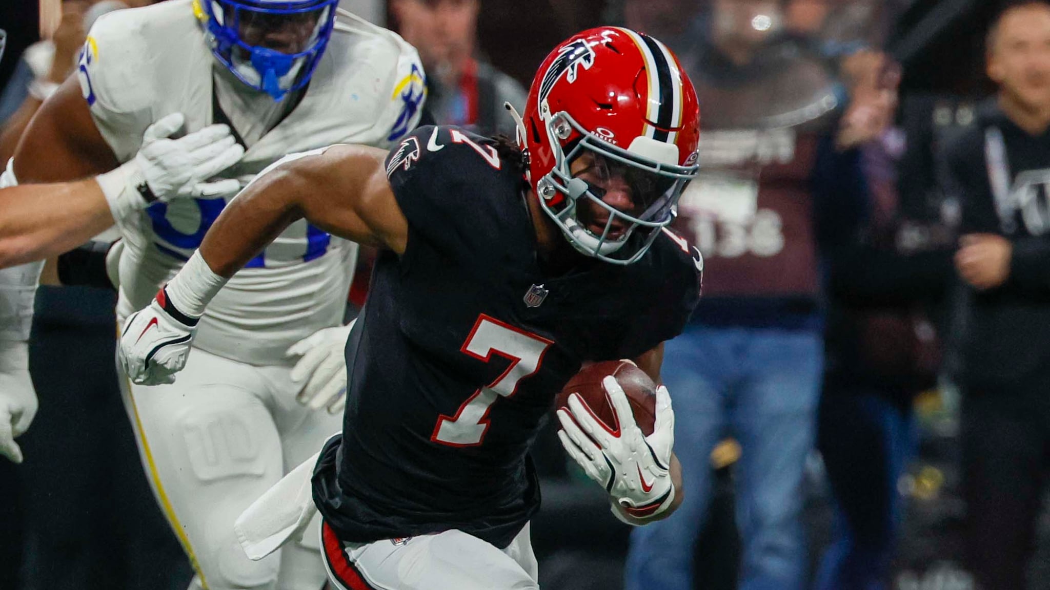 B.jan R Atlanta Falcons star Bijan Robinson shines with historic MNF performance