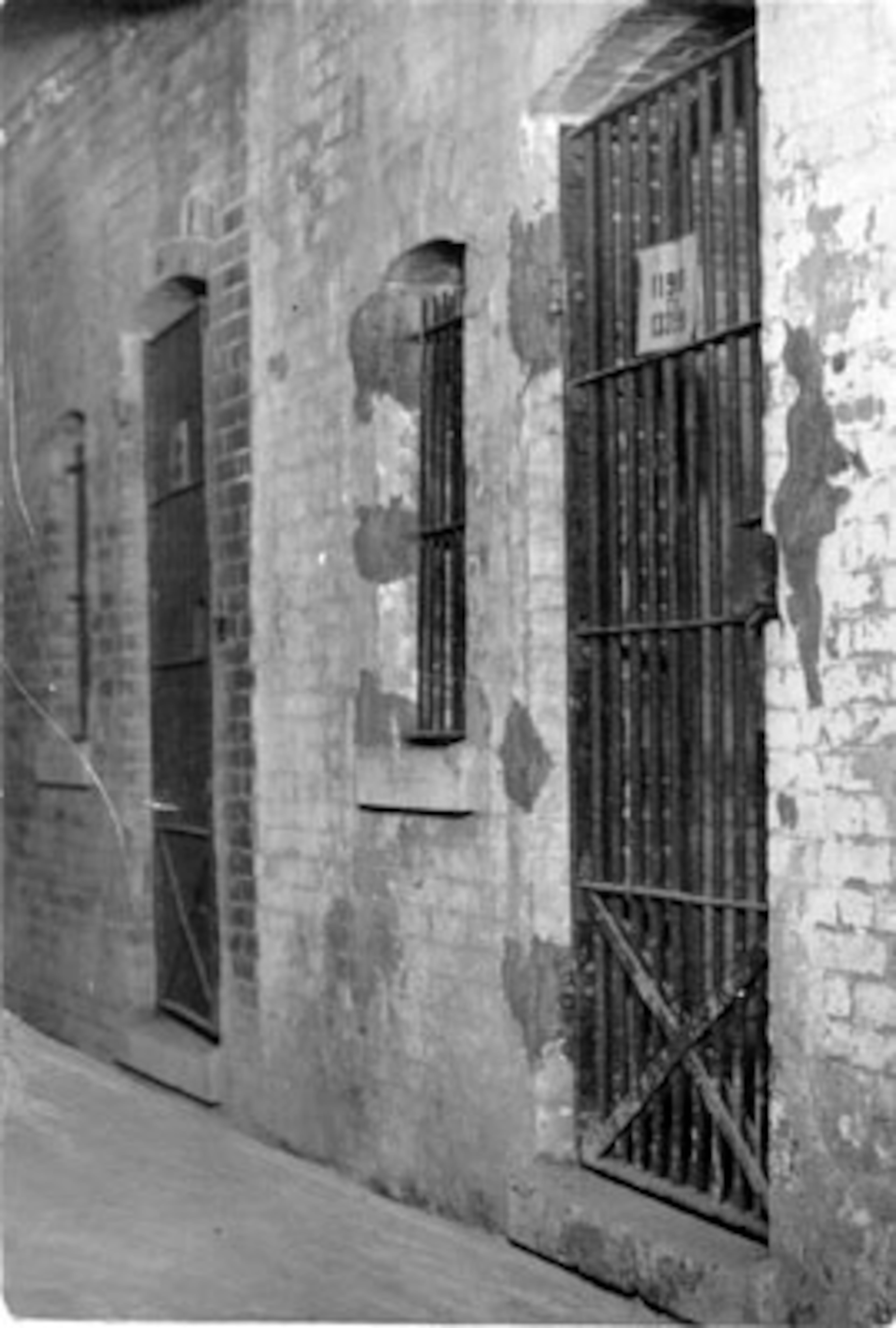 Exterior view of Alcatraz Island prison 'dungeon' 1933 May 17