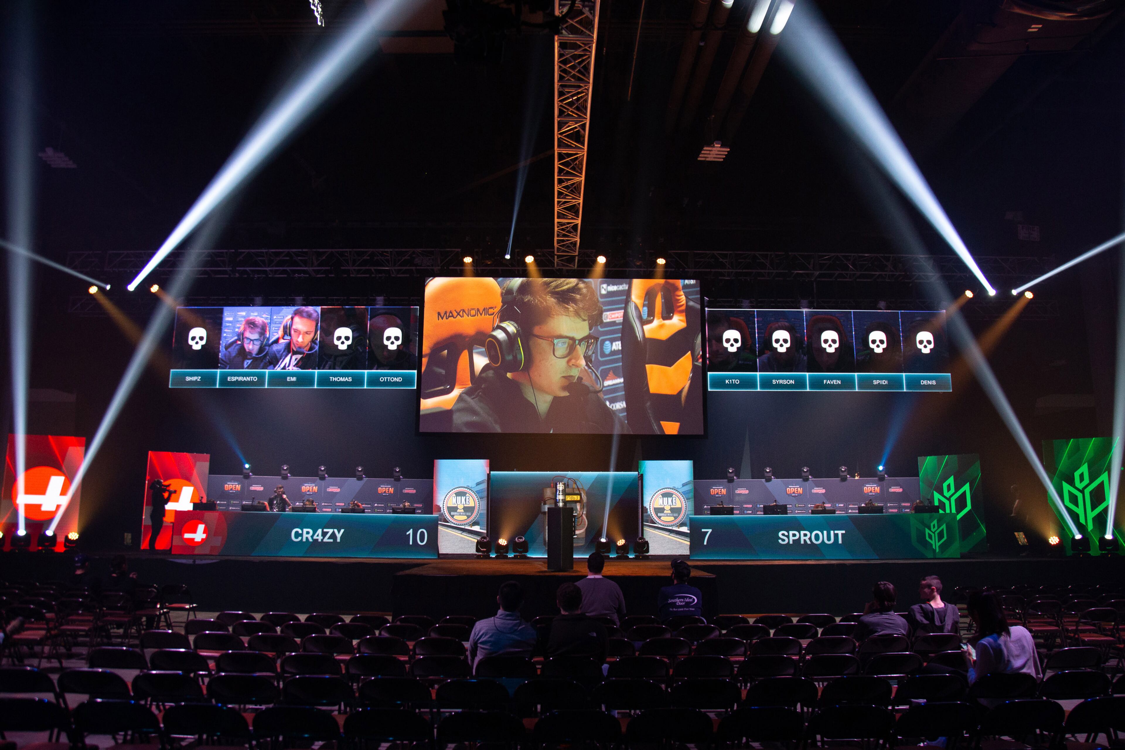 Competitors play Counter-Strike on stage during DreamHack Atlanta at the Georgia World Congress Center Sunday, November 17, 2019. STEVE SCHAEFER / SPECIAL TO THE AJC