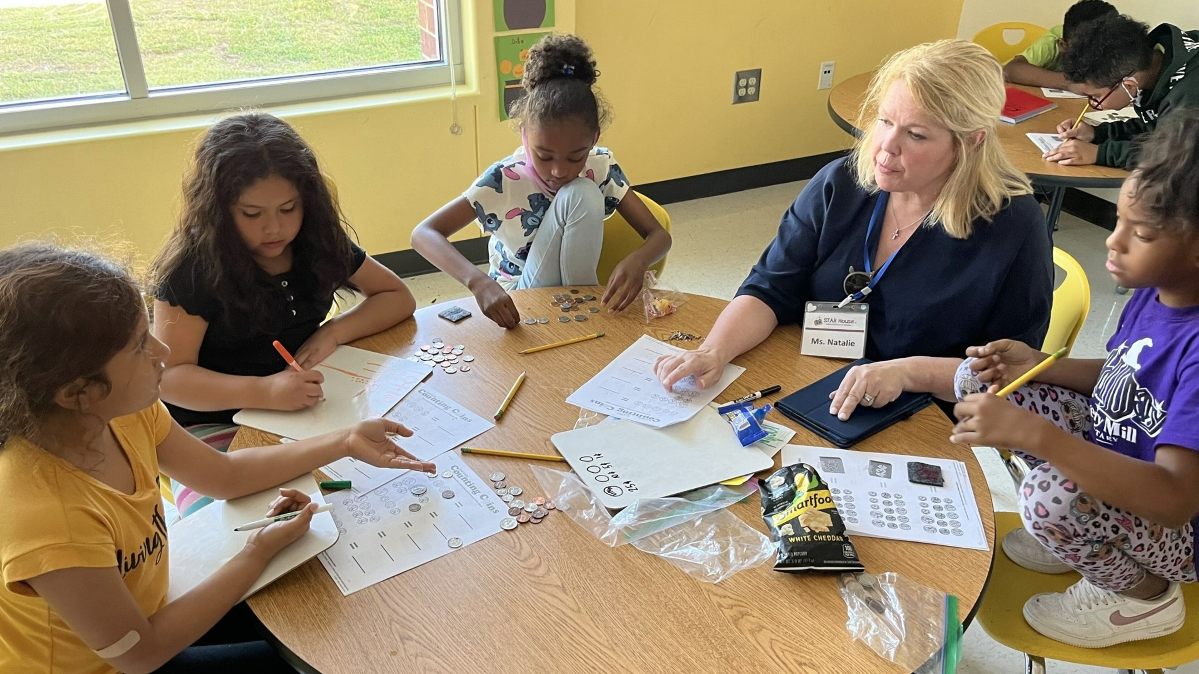 Roswell-based STAR House is seeking tutors for their 2022-2023 after-school programs. (Courtesy STAR House Foundation)