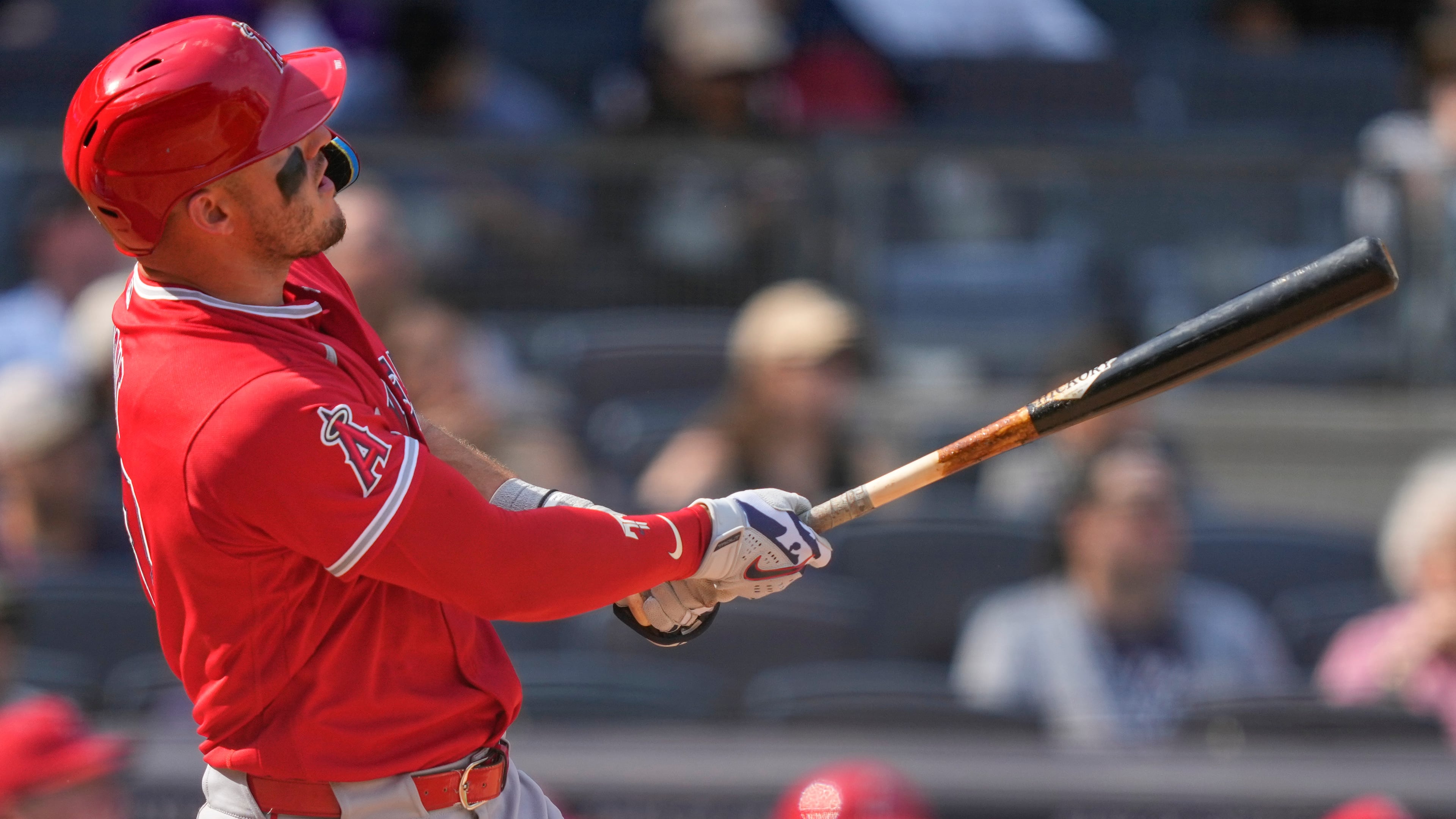 Los Angeles Angels' Mike Trout (27) hits a home run during the seventh inning of a baseball game against the New York Yankees, Thursday, April 16, 2026, in New York. (AP Photo/Yuki Iwamura)