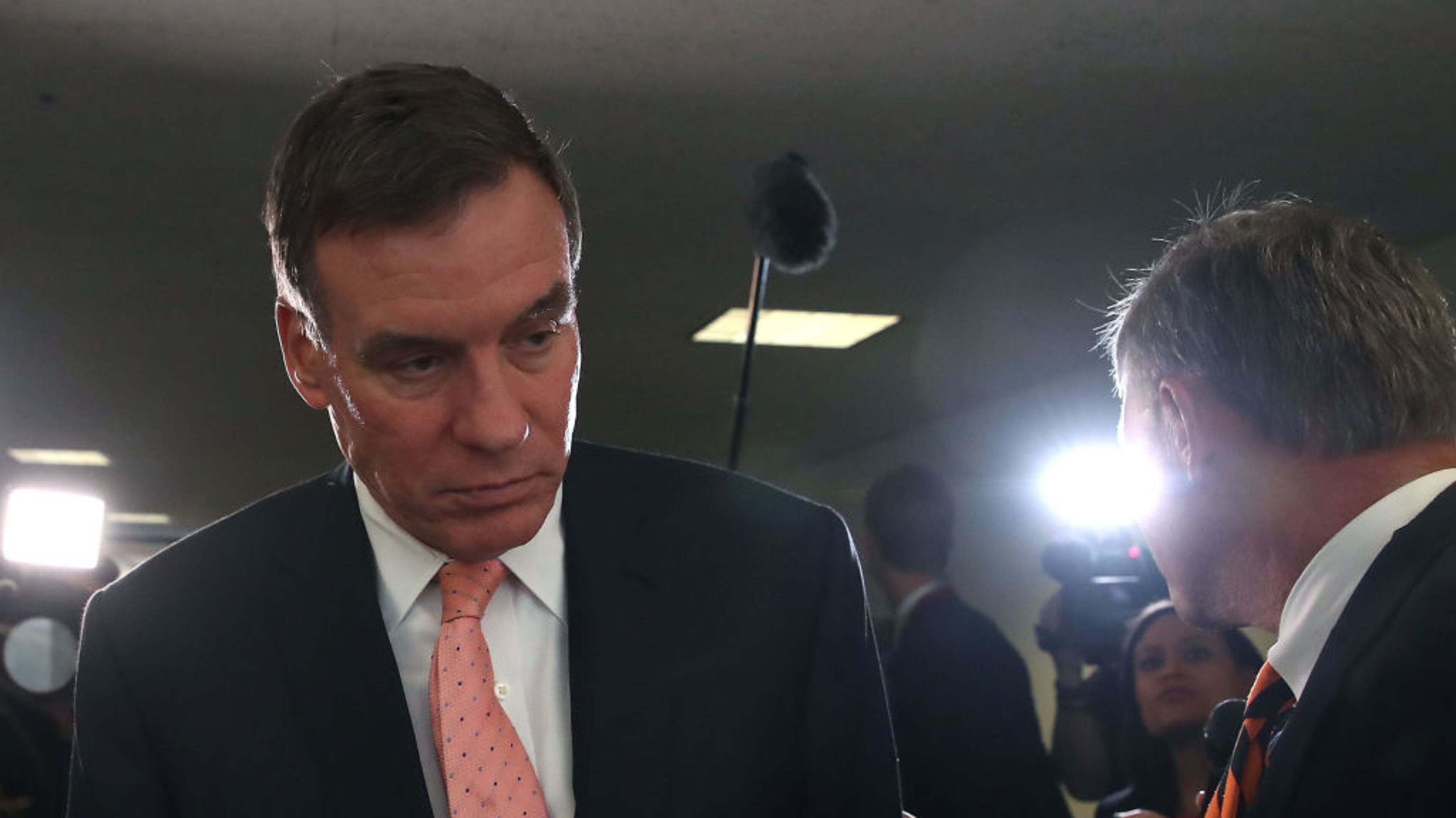 WASHINGTON, DC - MAY 16: Chairman Richard Burr (R-NC) (R), and ranking member Sen. Mark Warner (D-VA) (L0 speak to the media after a Senate Select Committee on Intelligence closed door meeting at the U.S. Capitol, on May 16, 2017 in Washington, DC. The committee is investigating possible Russian interference in the U.S. presidential election. (Photo by Mark Wilson/Getty Images)