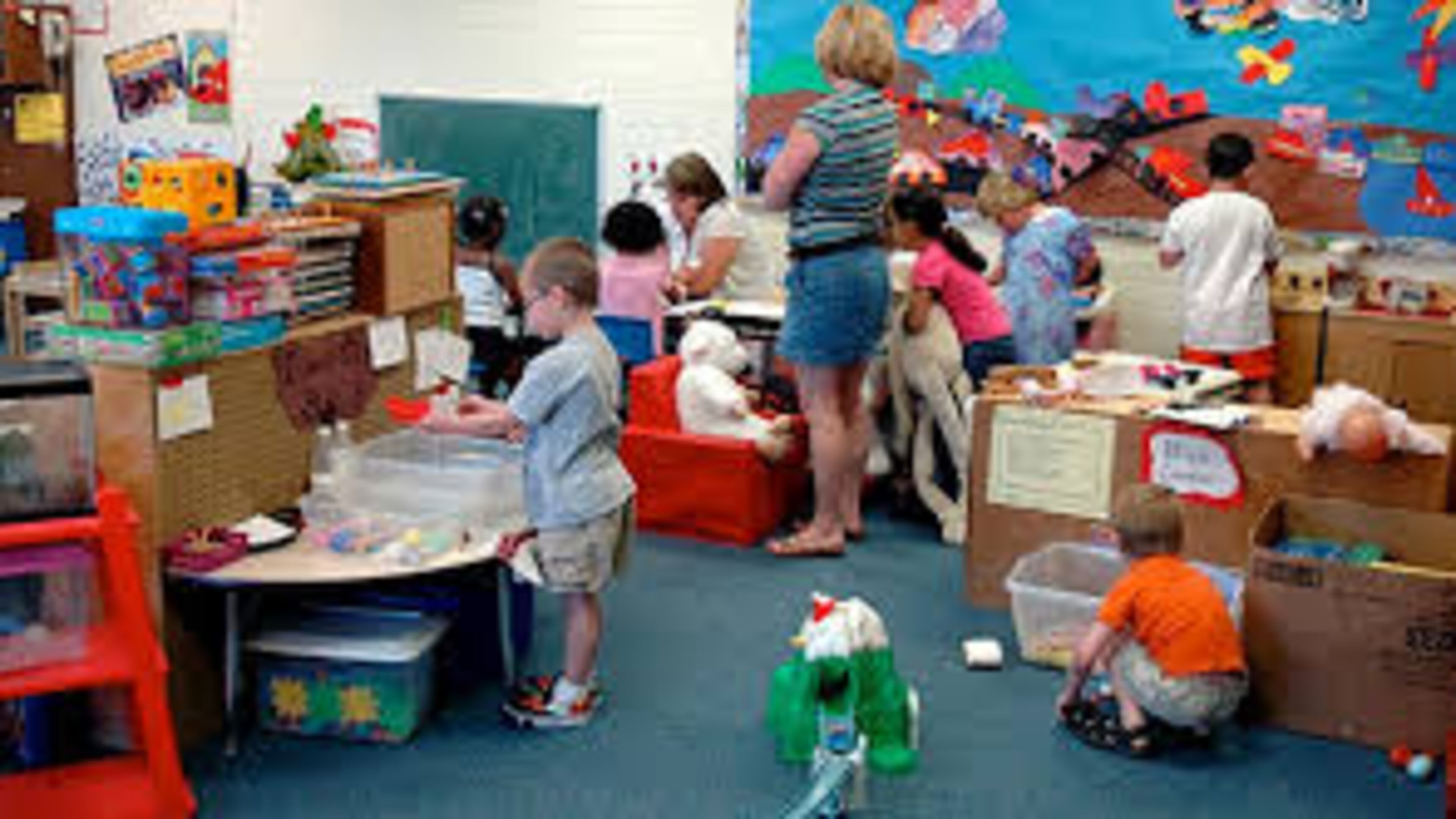 Kindergarten enrollement begins May 1 in Douglas County.
