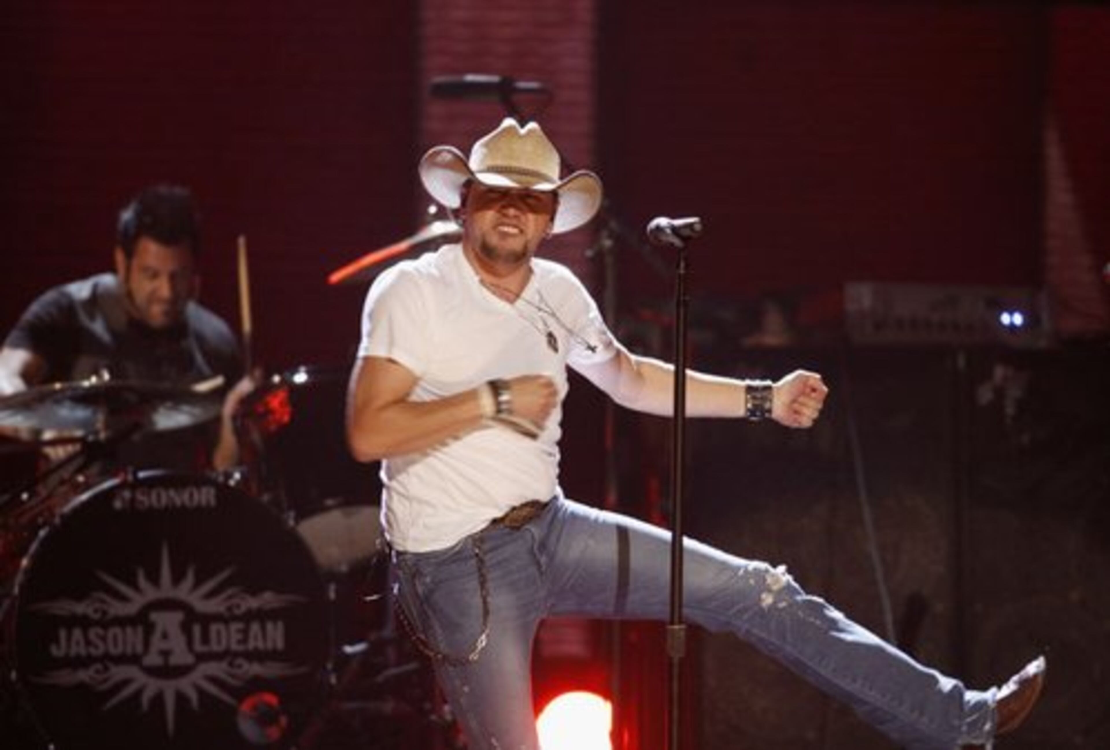 13. Jason Aldean - "My Kinda Party," 2011's best-selling country album, made Jason Aldean one of the CMT Artists of the Year.