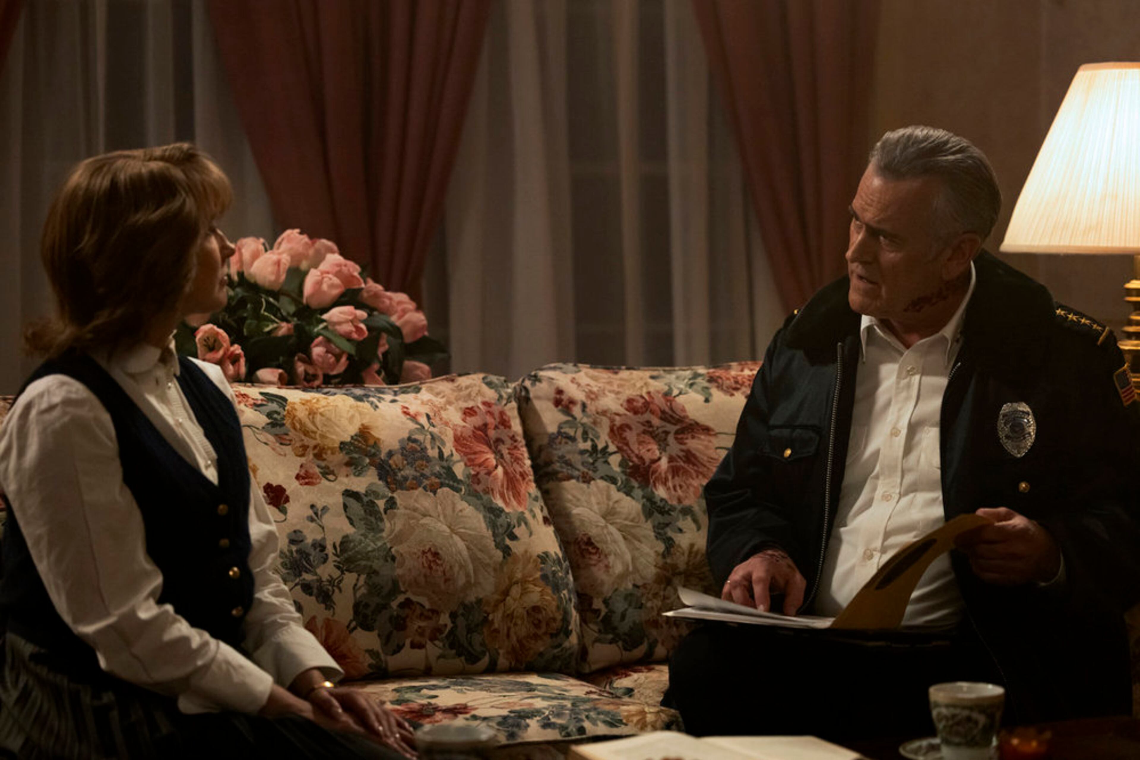 Anna Camp (left) plays Tracy Whitehead and Bruce Campbell stars as Chief Dandridge in "Hysteria!" (Mark Hill/Peacock)