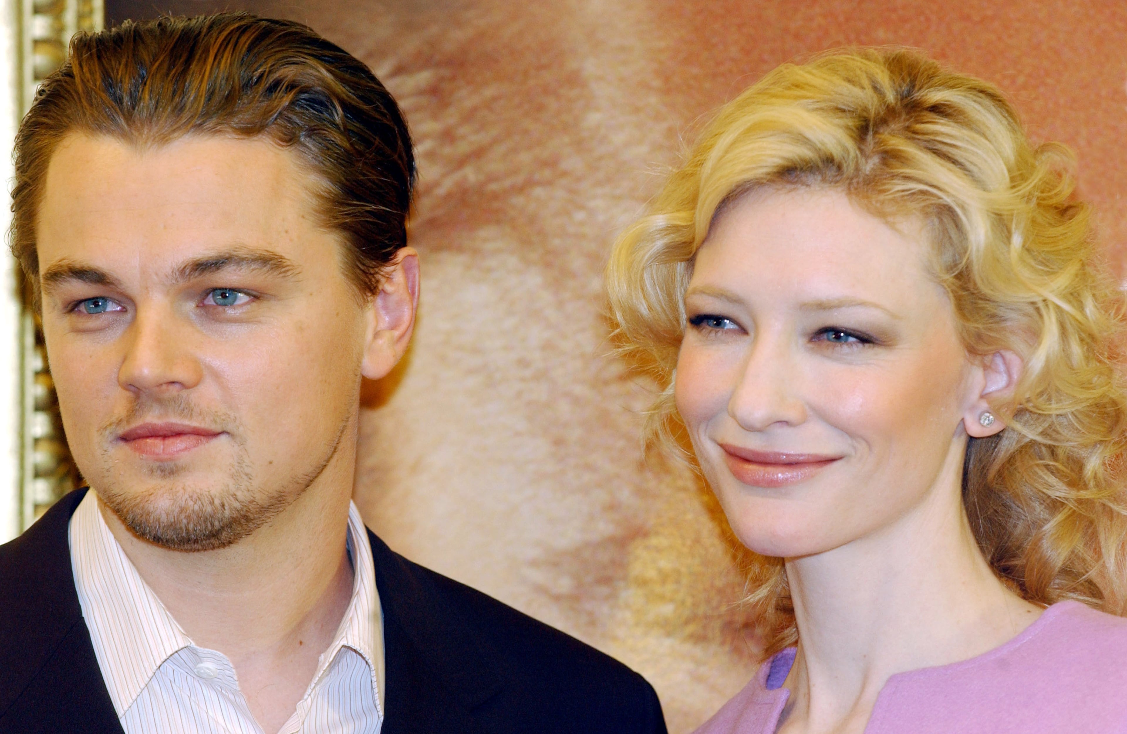 Actor Leonardo DiCaprio and Australian actress Cate Blanchett attend the photocall for their new movie, "The Aviator" at the Hasler Hotel January 4, 2005 in Rome, Italy. (Photo by Franco Origlia/Getty Images)