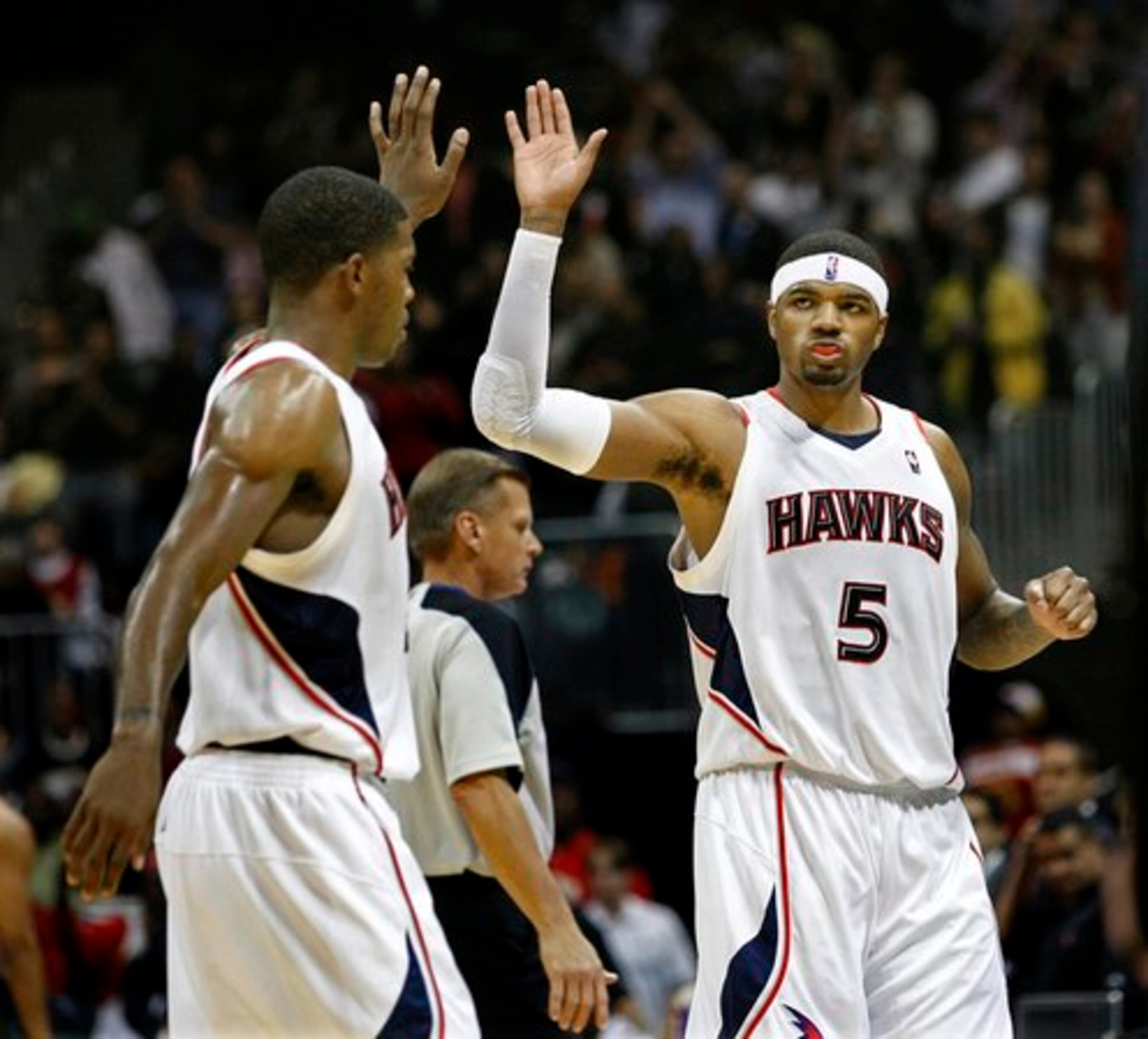 Hawks forward Josh Smith (5) had 20 points, 16 rebounds and two blocks in the win.