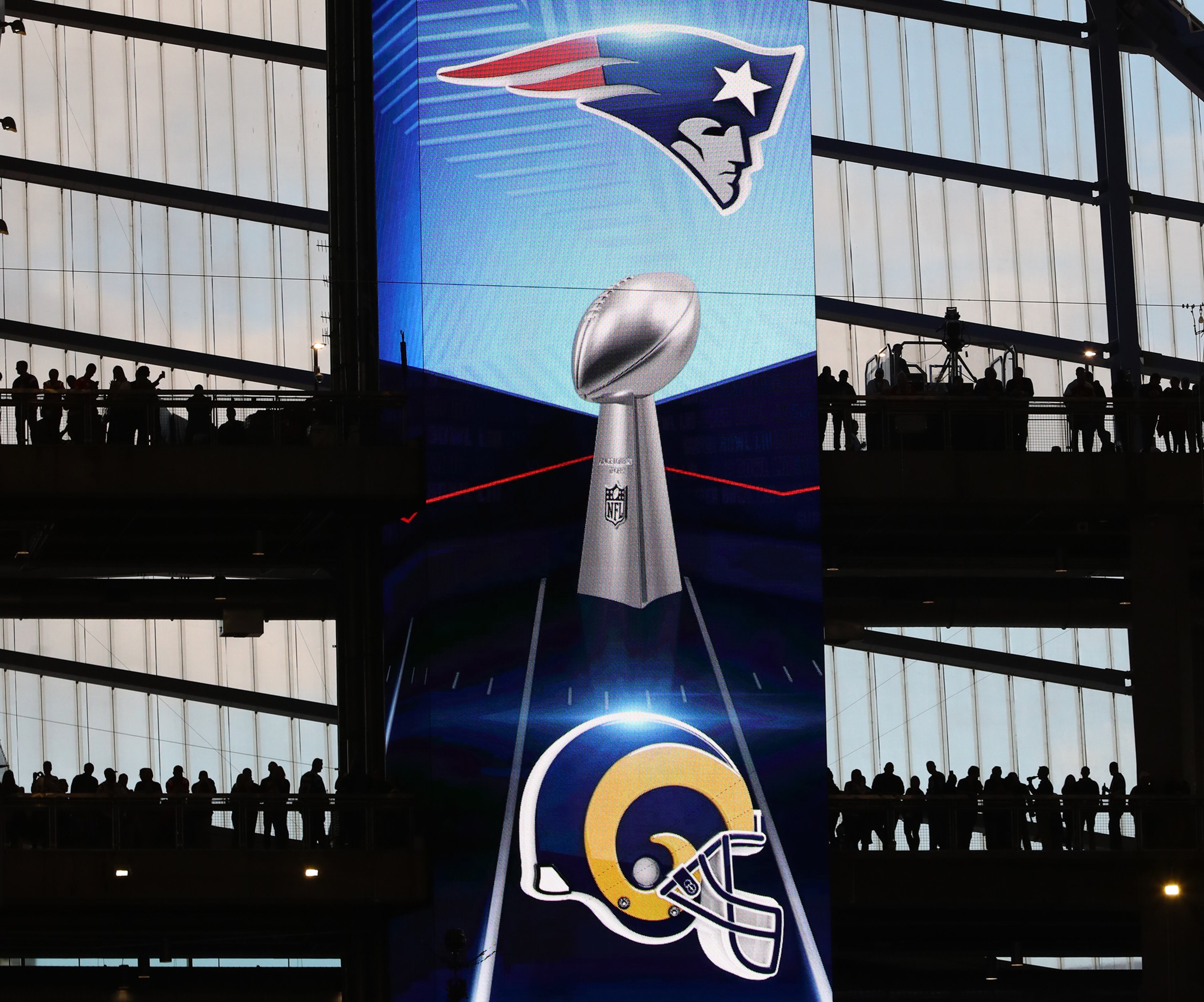 Patriots and Rams fans begin to line the balcony for Super Bowl LIII in Mercedes-Benz Stadium on Sunday, Feb. 3, 2019, in Atlanta. Curtis Compton/ccompton@ajc.com