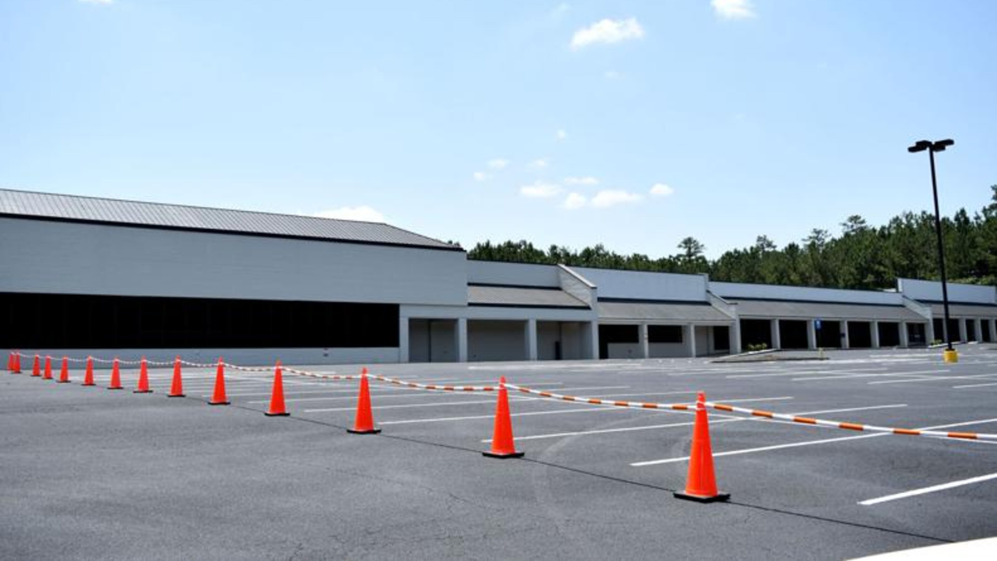 Atlanta Community Food Bank is opening a Community Food Center in the former Ingles shopping center on Stockbridge Road in Jonesboro. (Courtesy of Heather Middleton)