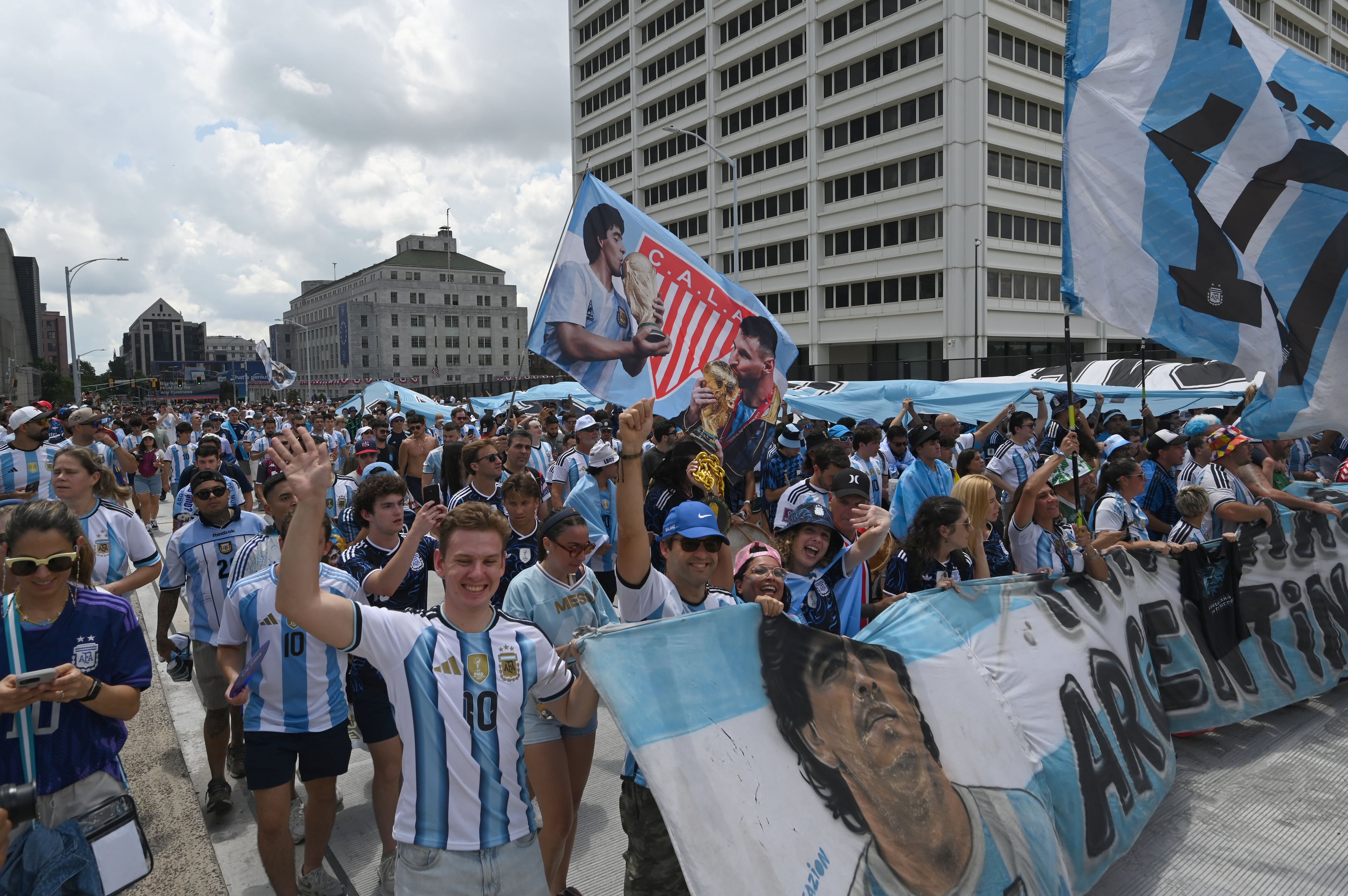 Word Cup Fans : Argentina vs England