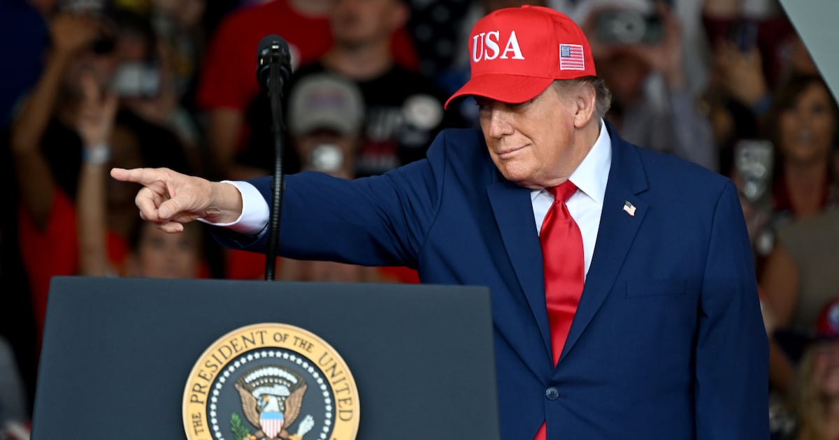Verfolgen Sie unsere Live-Updates zum Besuch von Donald Trump in Georgia